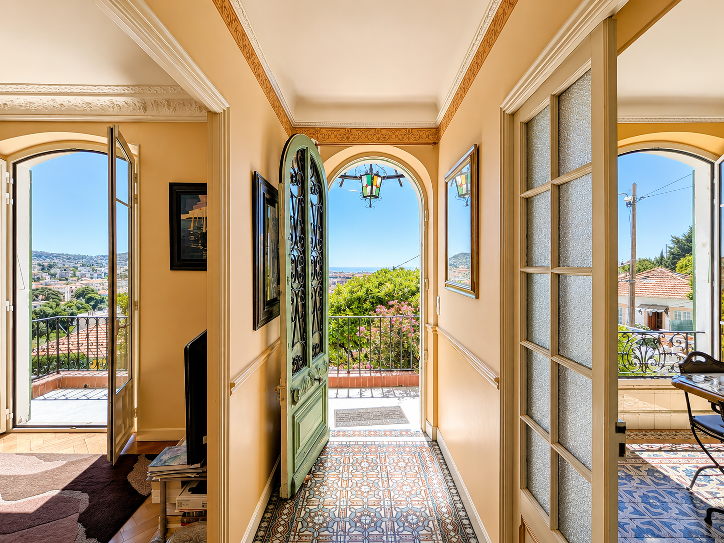 French property for sale in Nice, Alpes-Maritimes - €1,300,000 - photo 