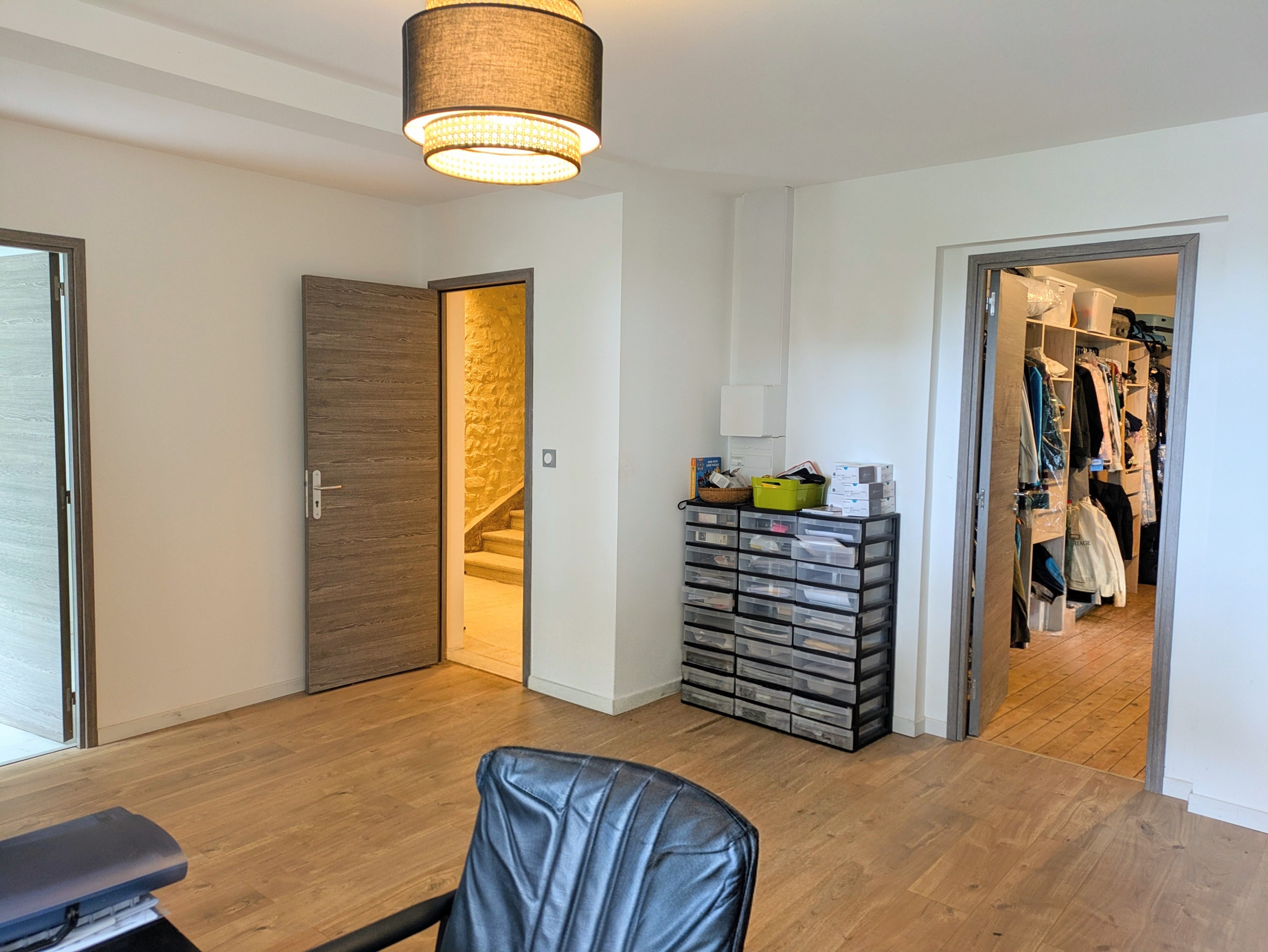 Propriété en France à vendre à Loriol-sur-Drôme, Drôme - €2 000 000 - photo 