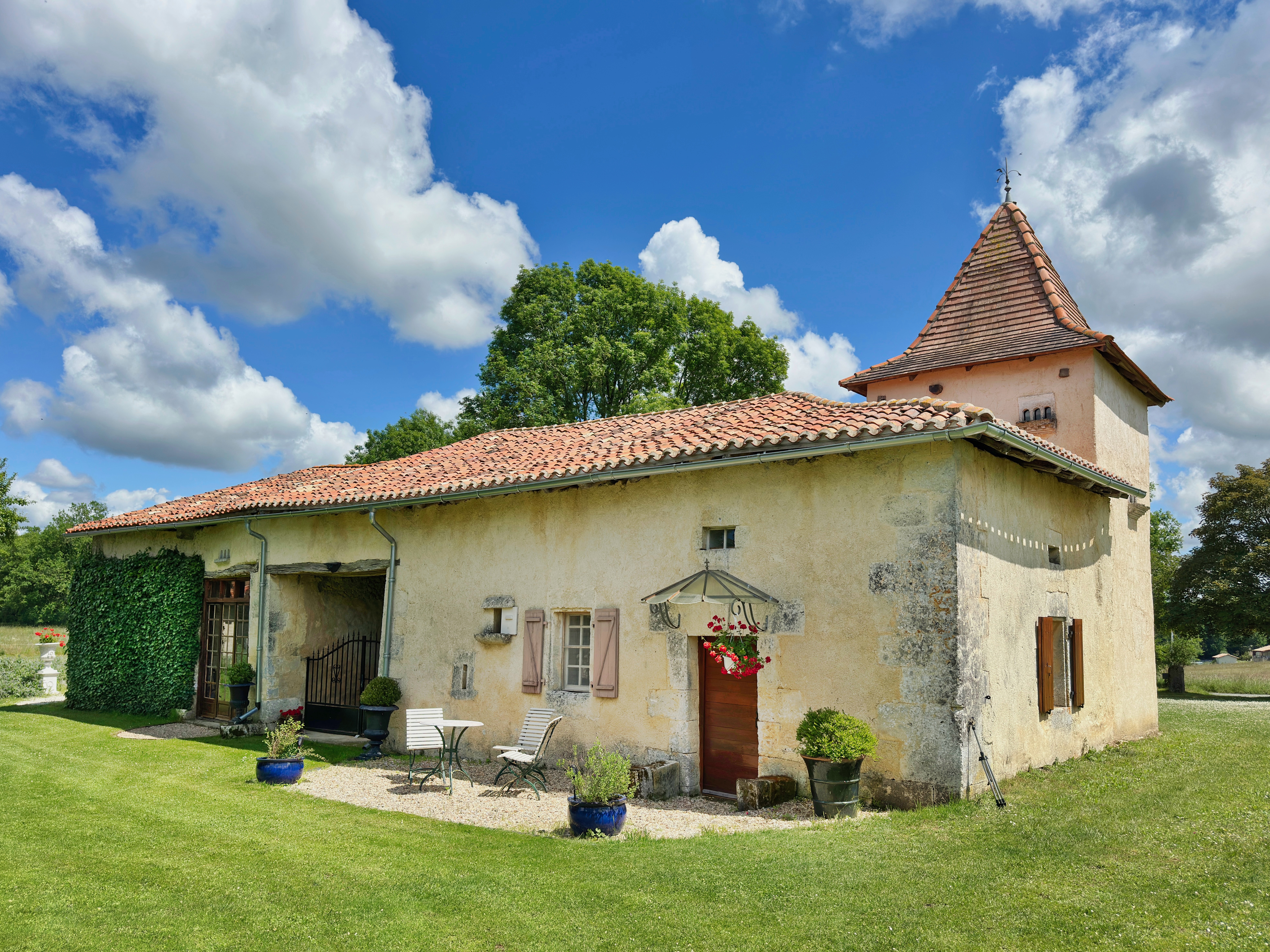 French property for sale in Verteillac, Dordogne - €636,000 - photo 