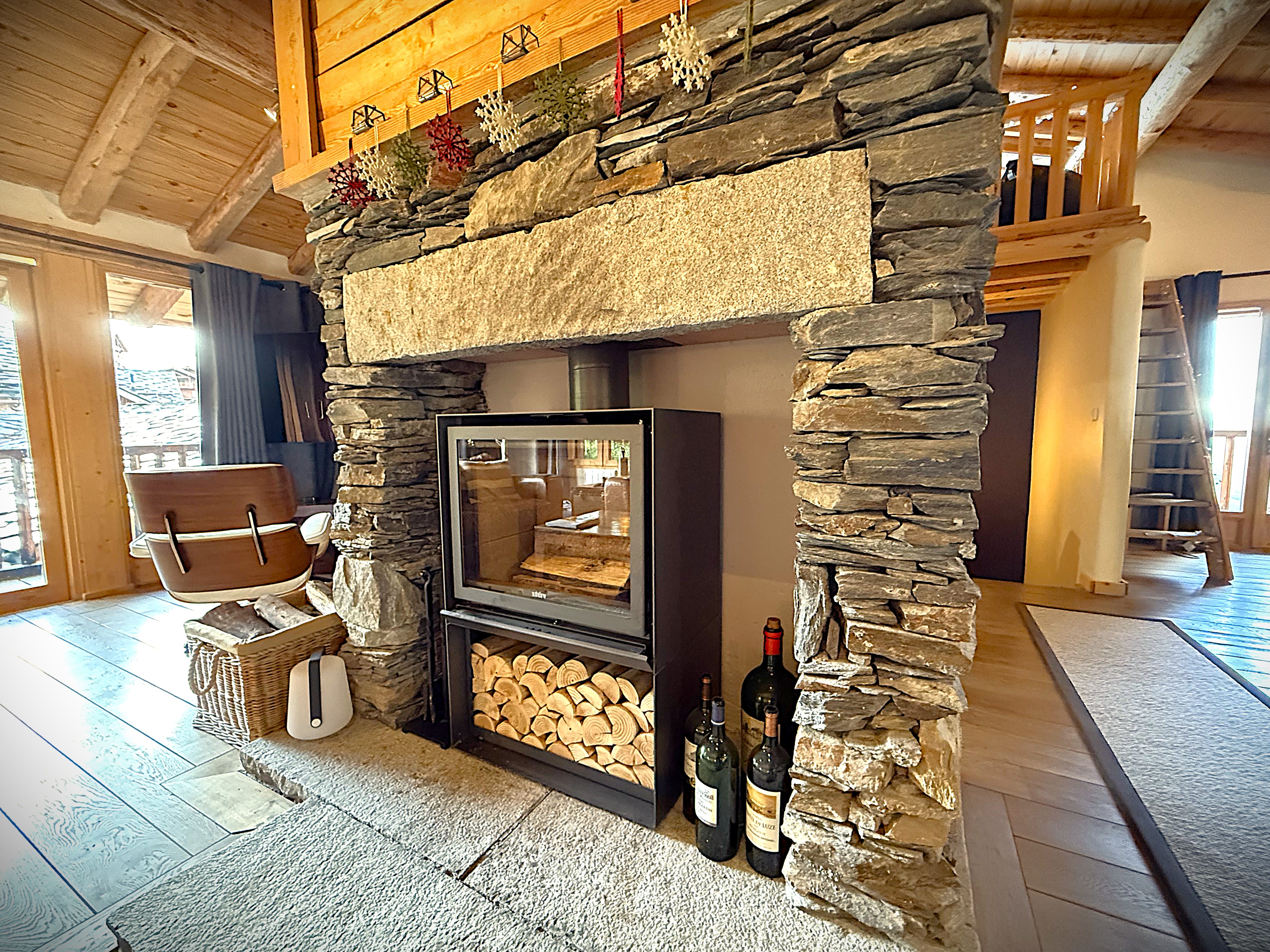 French property for sale in Sainte-Foy-Tarentaise, Savoie - €1,250,000 - photo 