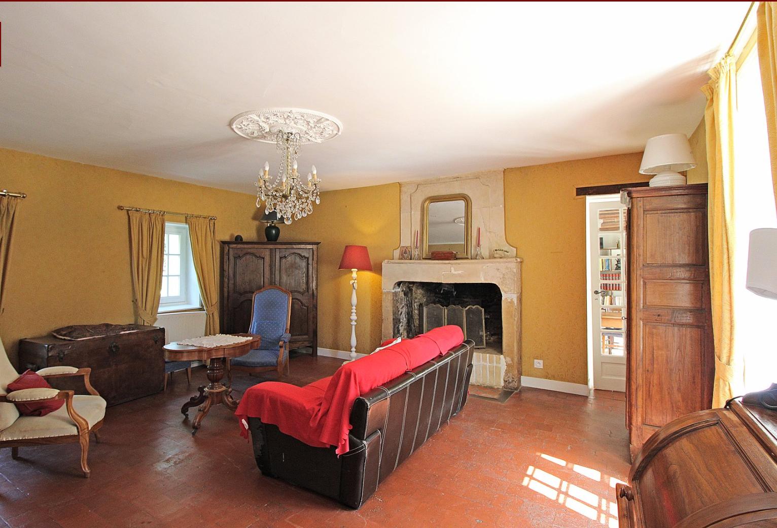 Propriété en France à vendre à Moult-Chicheboville, Calvados - €648 900 - photo 