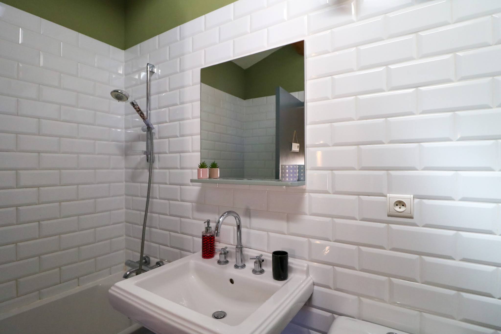 French property for sale in Bouquet, Gard - €779,000 - photo 