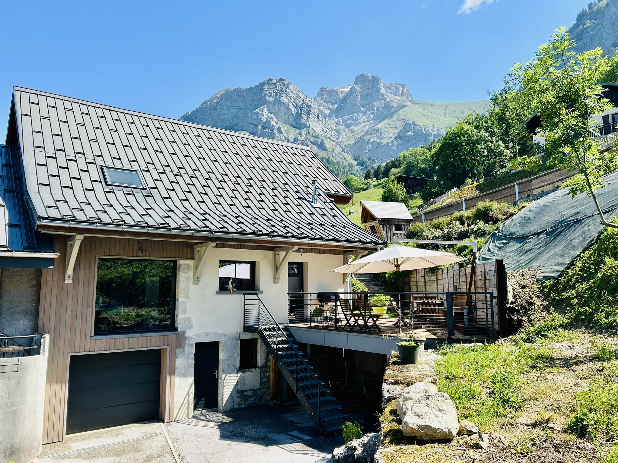 Propriété en France à vendre à Talloires-Montmin, Haute-Savoie - €619 000 - photo 