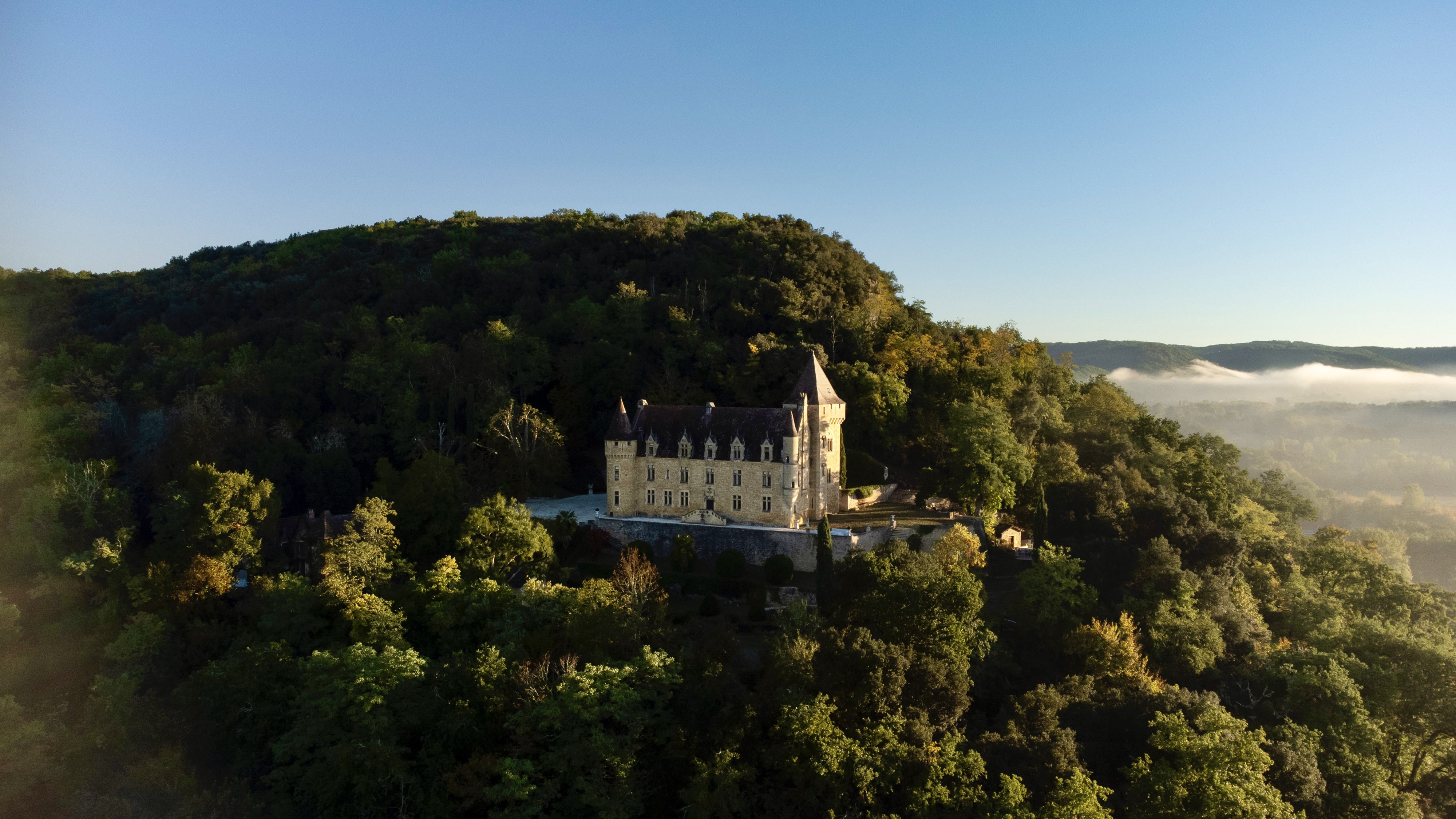 Propriété en France à vendre à Carlux, Dordogne - €4 500 000 - photo 