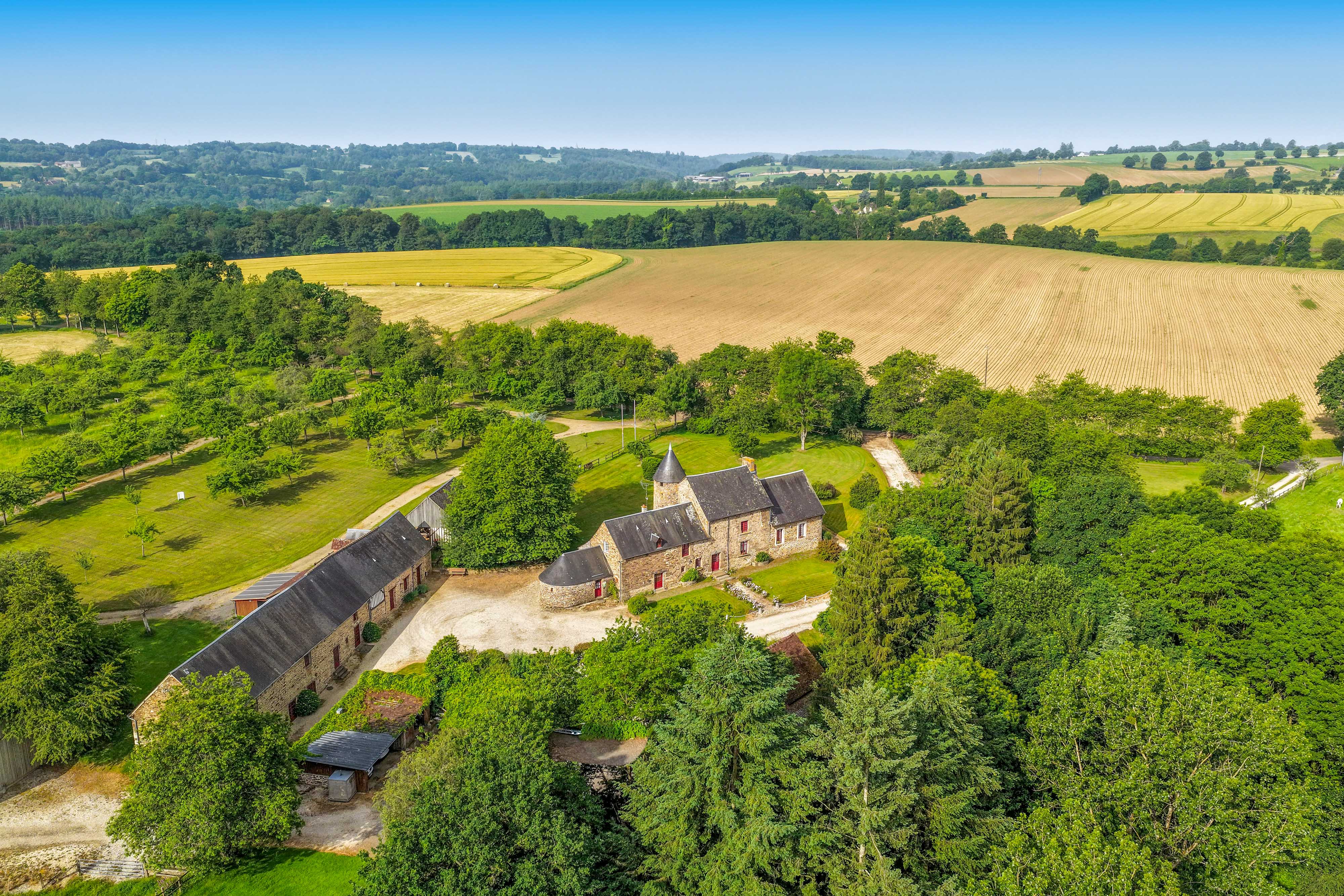 French property for sale in Saint-Bômer-les-Forges, Orne - €1,484,000 - photo 