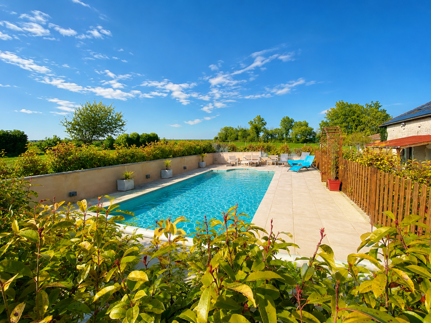 Propriété en France à vendre à Angeac-Champagne, Charente - €475 000 - photo 