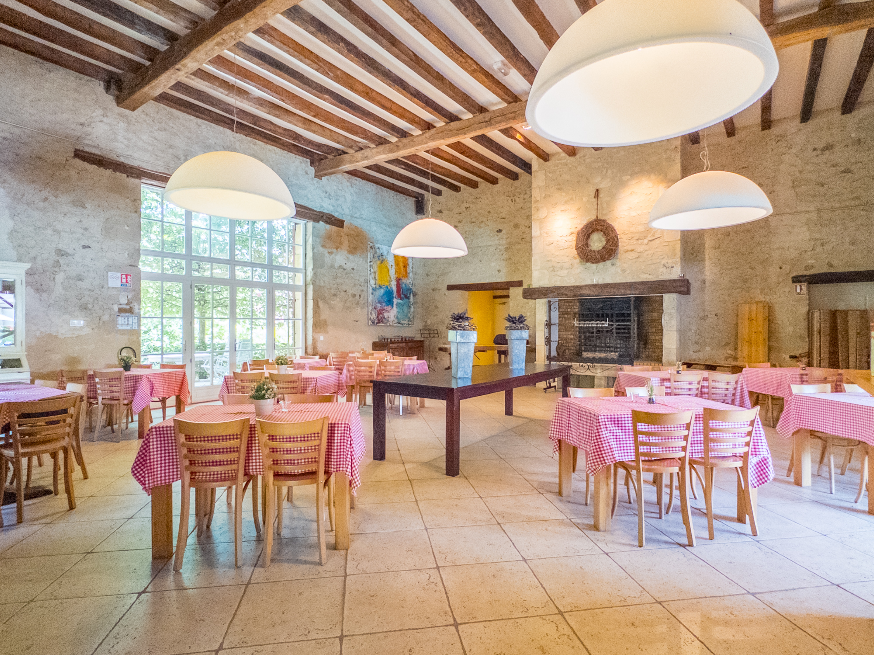 Propriété en France à vendre à Coulonges, Vienne - €894 999 - photo 