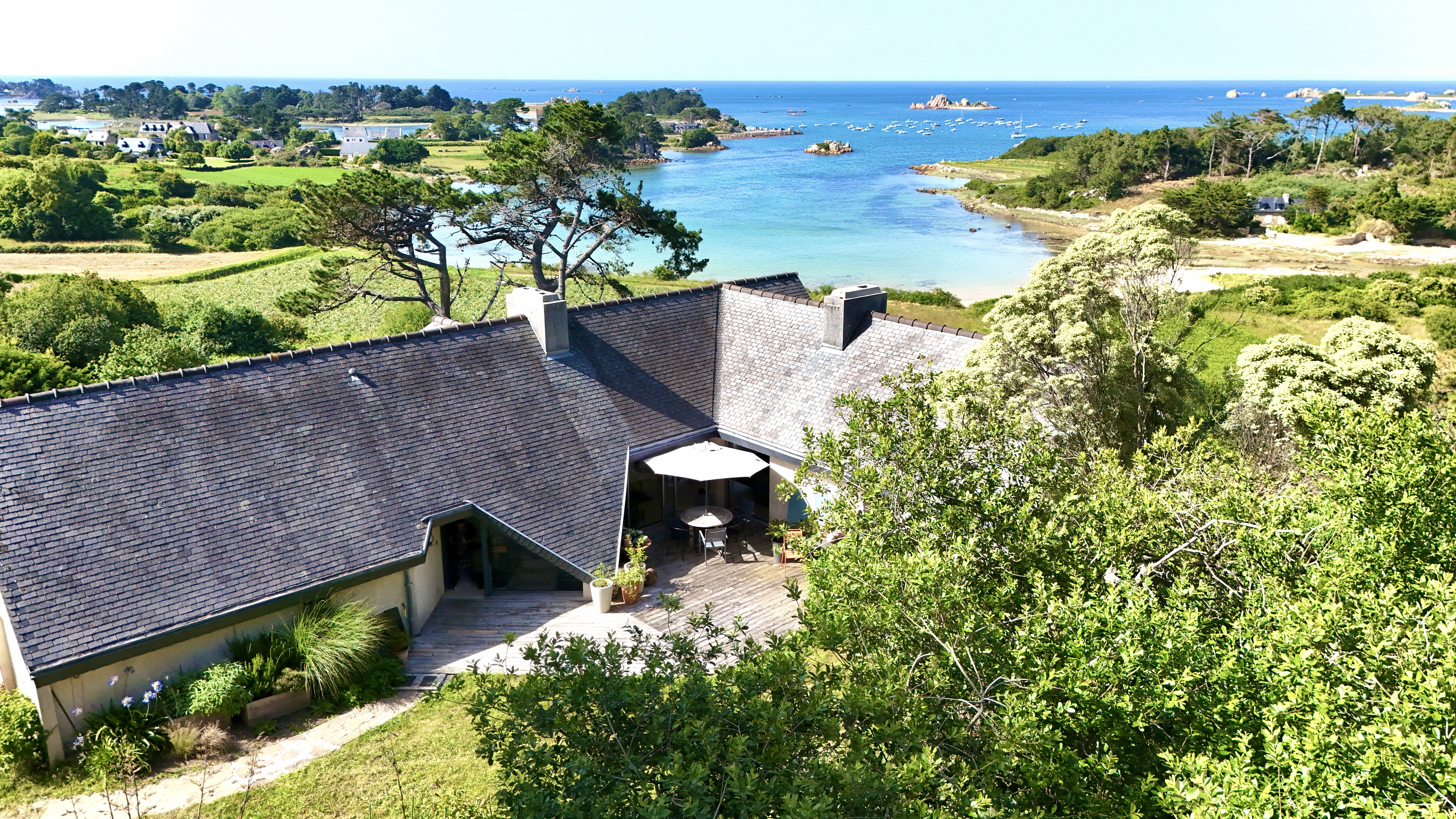 French property for sale in Penvénan, Côtes-d'Armor - €998,400 - photo 