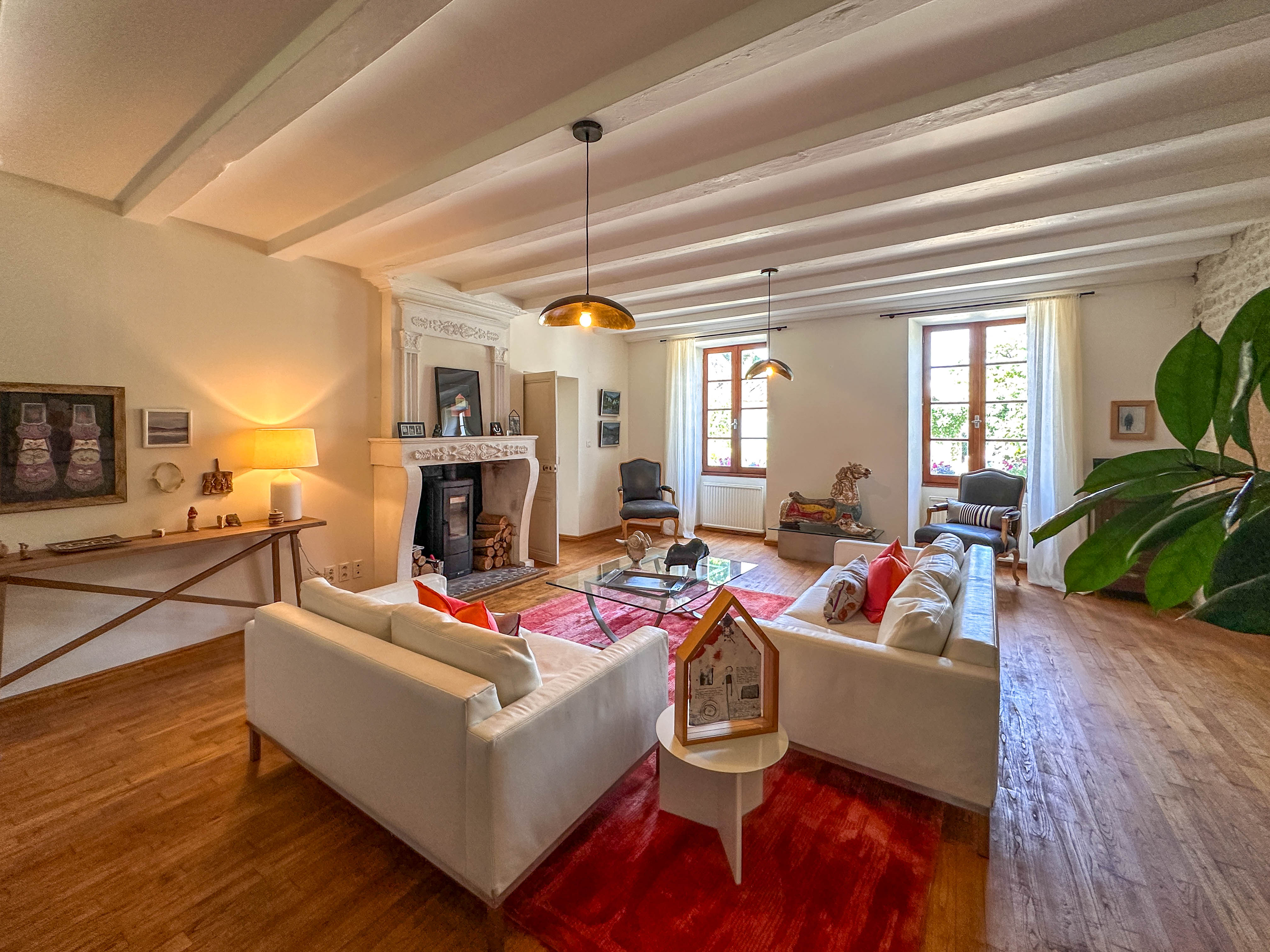 Propriété en France à vendre à Sonnac, Charente-Maritime - €599 000 - photo 