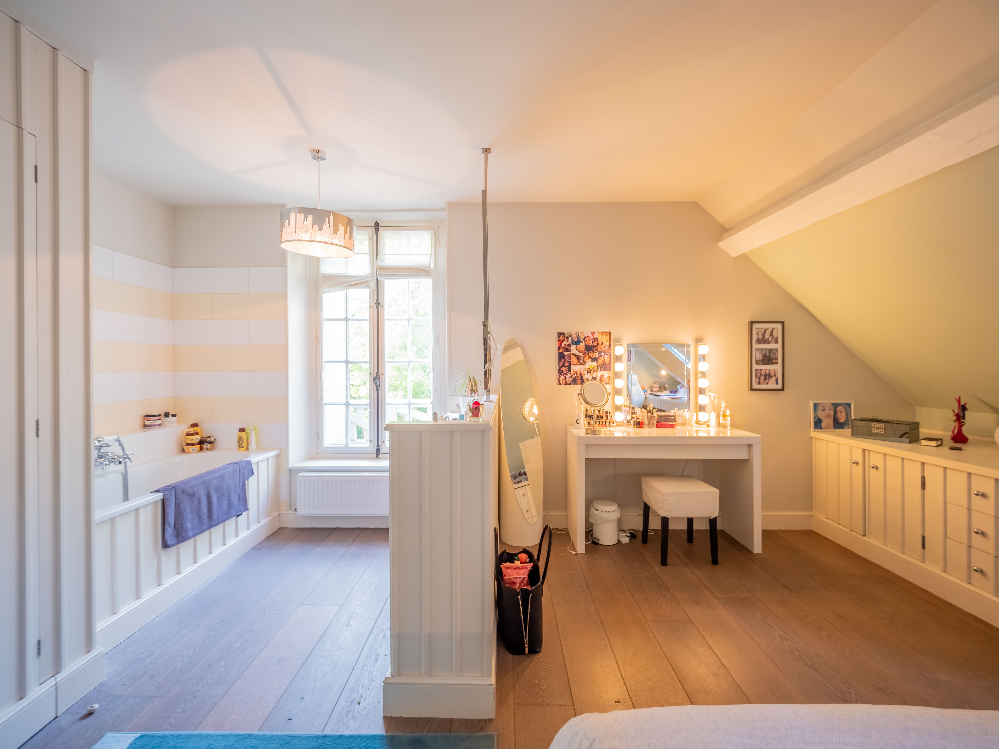 Propriété en France à vendre à Vaux-sur-Seine, Yvelines - €900 000 - photo 