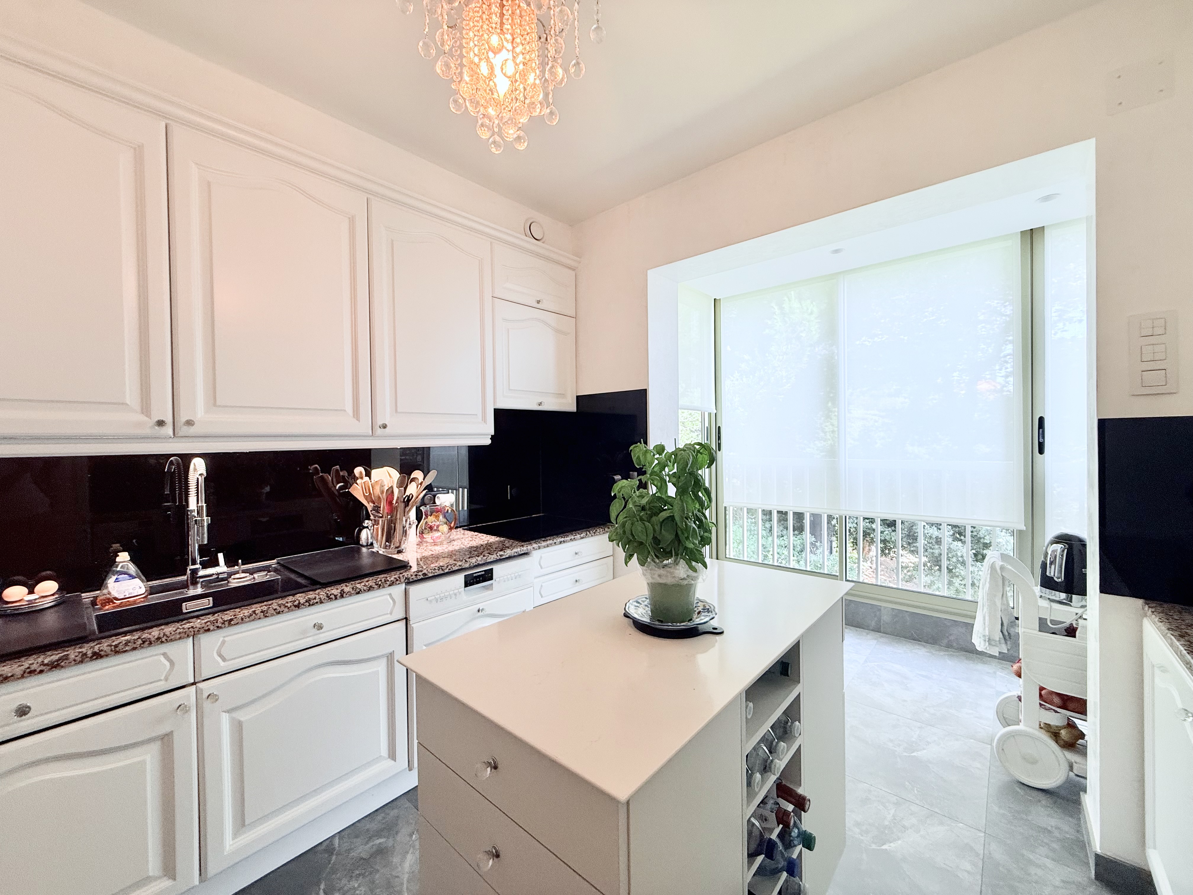 Propriété en France à vendre à Cannes, Alpes-Maritimes - €1 095 000 - photo 