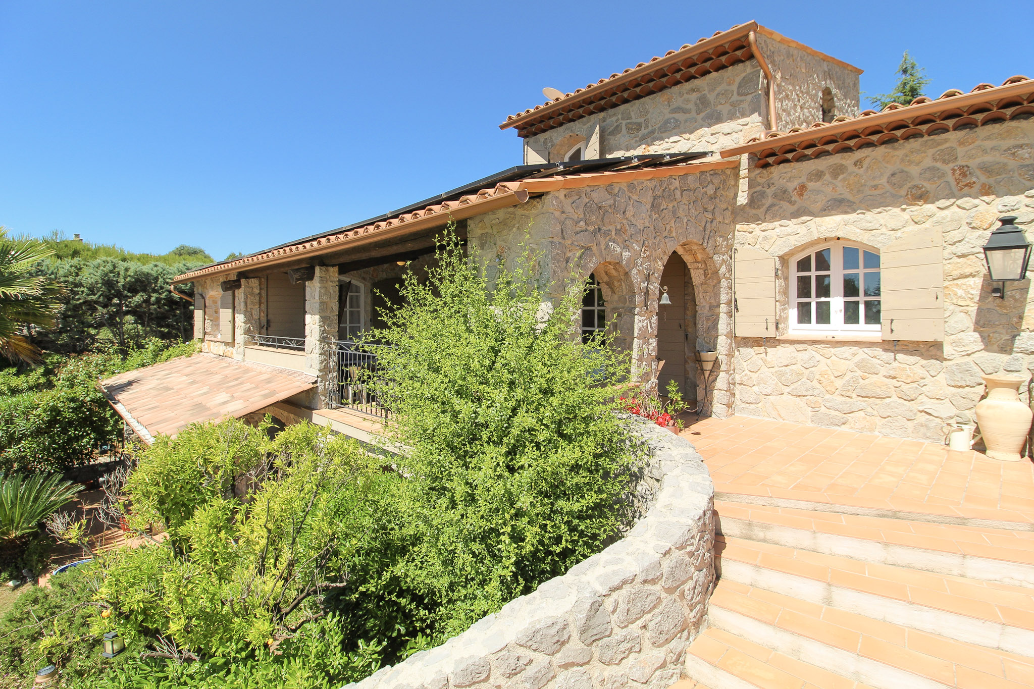 French property for sale in Peymeinade, Alpes-Maritimes - €1,645,000 - photo 