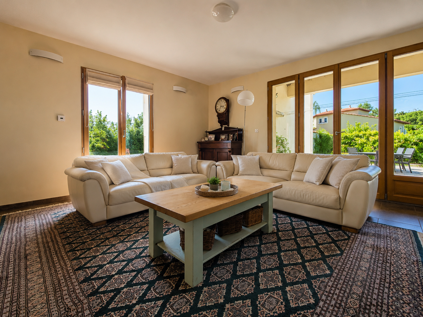 French property for sale in Laroque-des-Albères, Pyrénées-Orientales - €1,260,000 - photo 