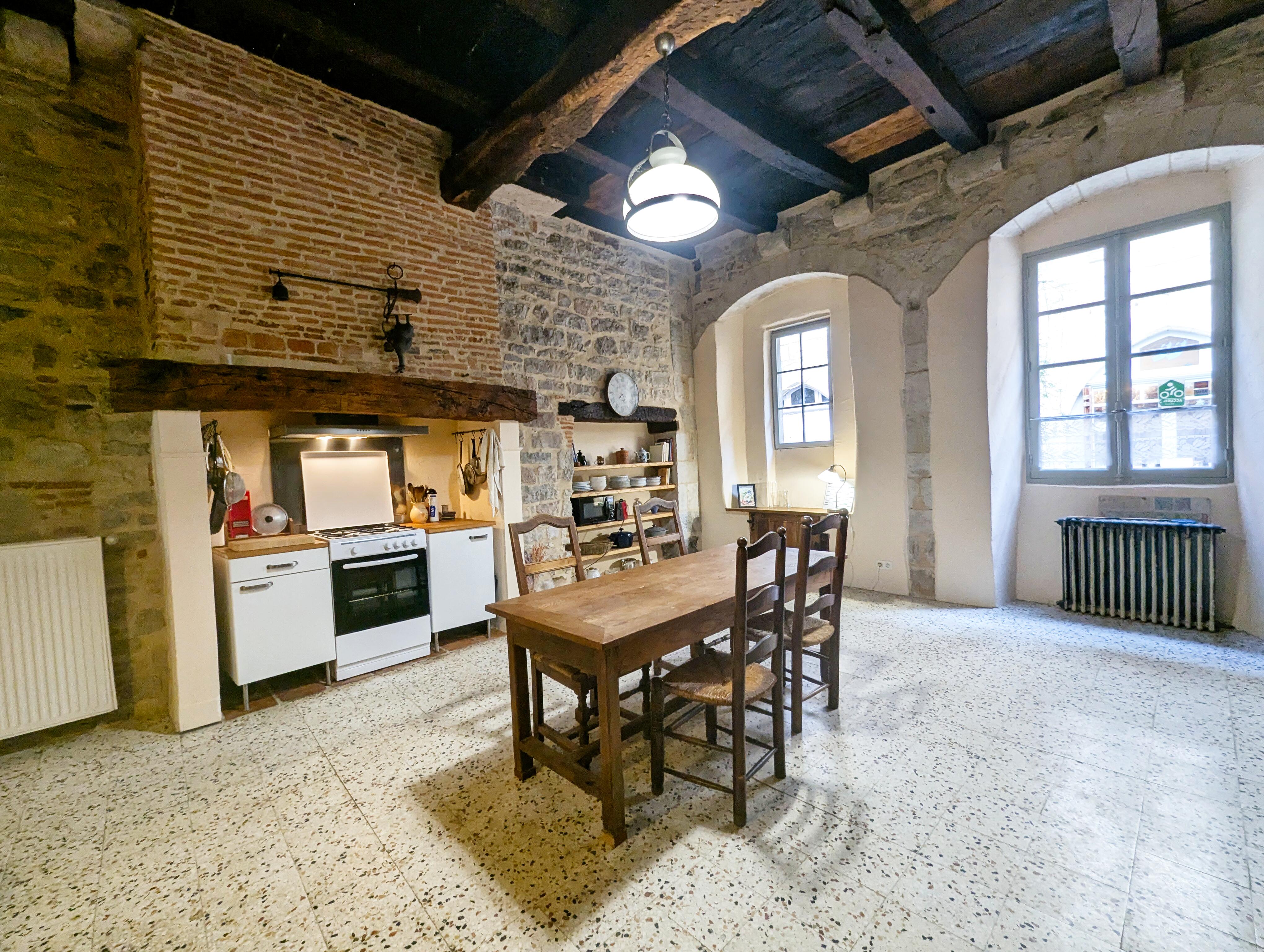 French property for sale in Saint-Antonin-Noble-Val, Tarn-et-Garonne - €695,000 - photo 