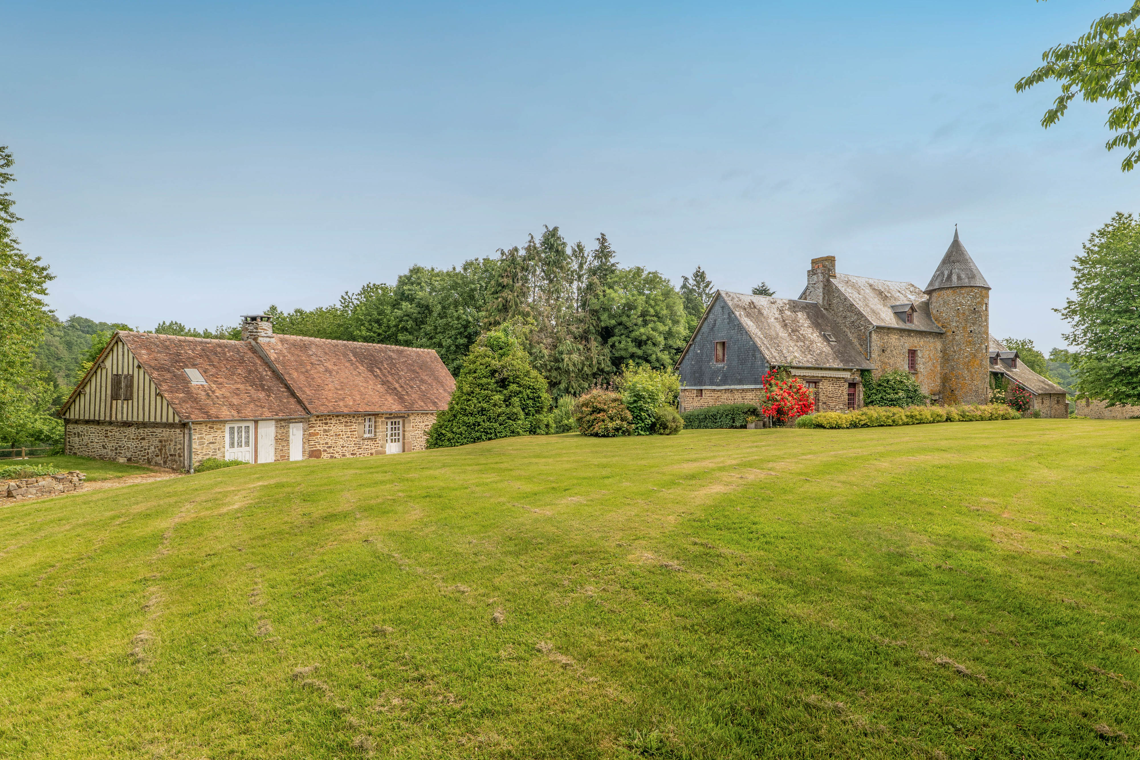 French property for sale in Saint-Bômer-les-Forges, Orne - €1,484,000 - photo 
