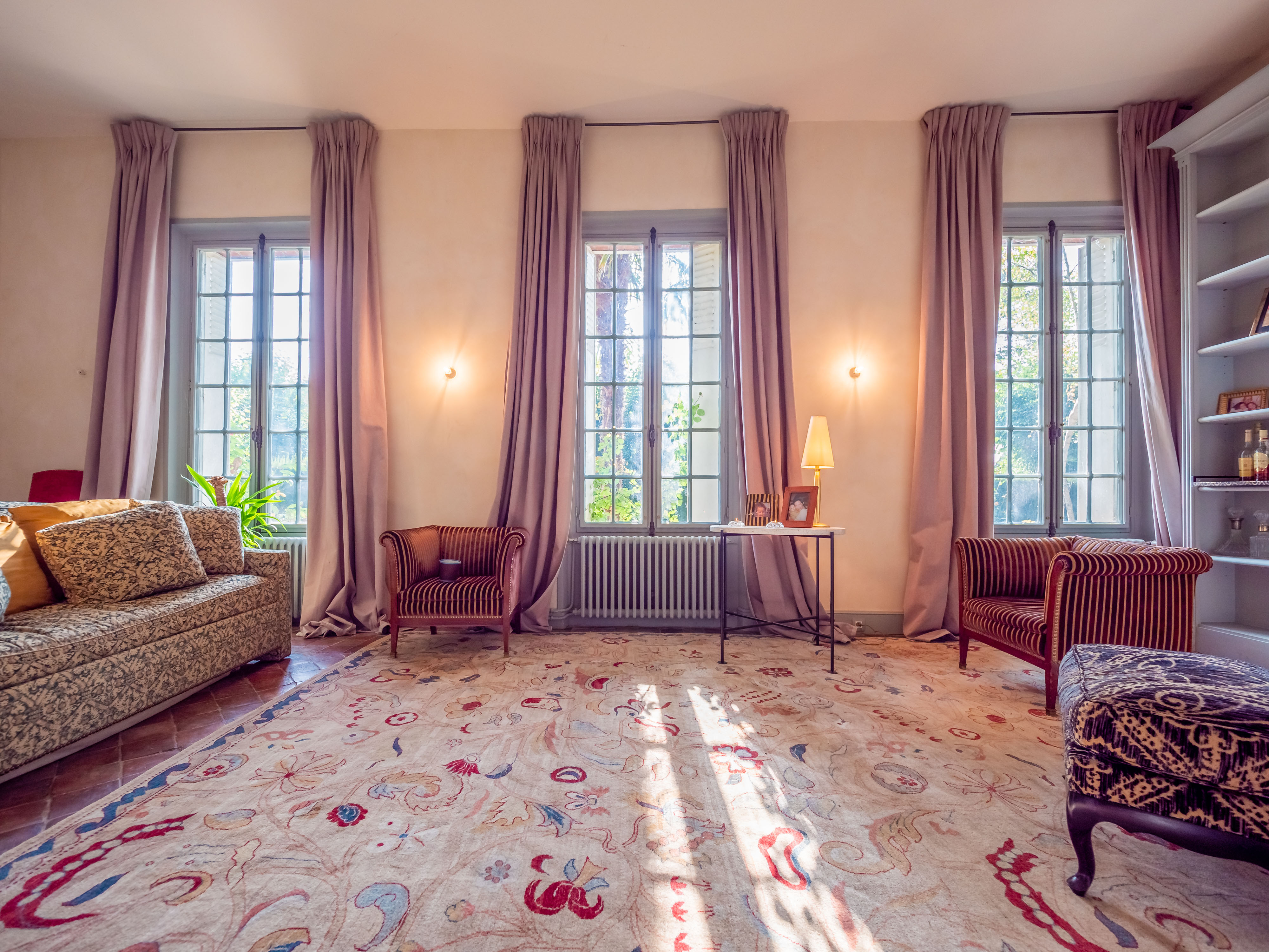 Propriété en France à vendre à Vaux-sur-Seine, Yvelines - €900 000 - photo 