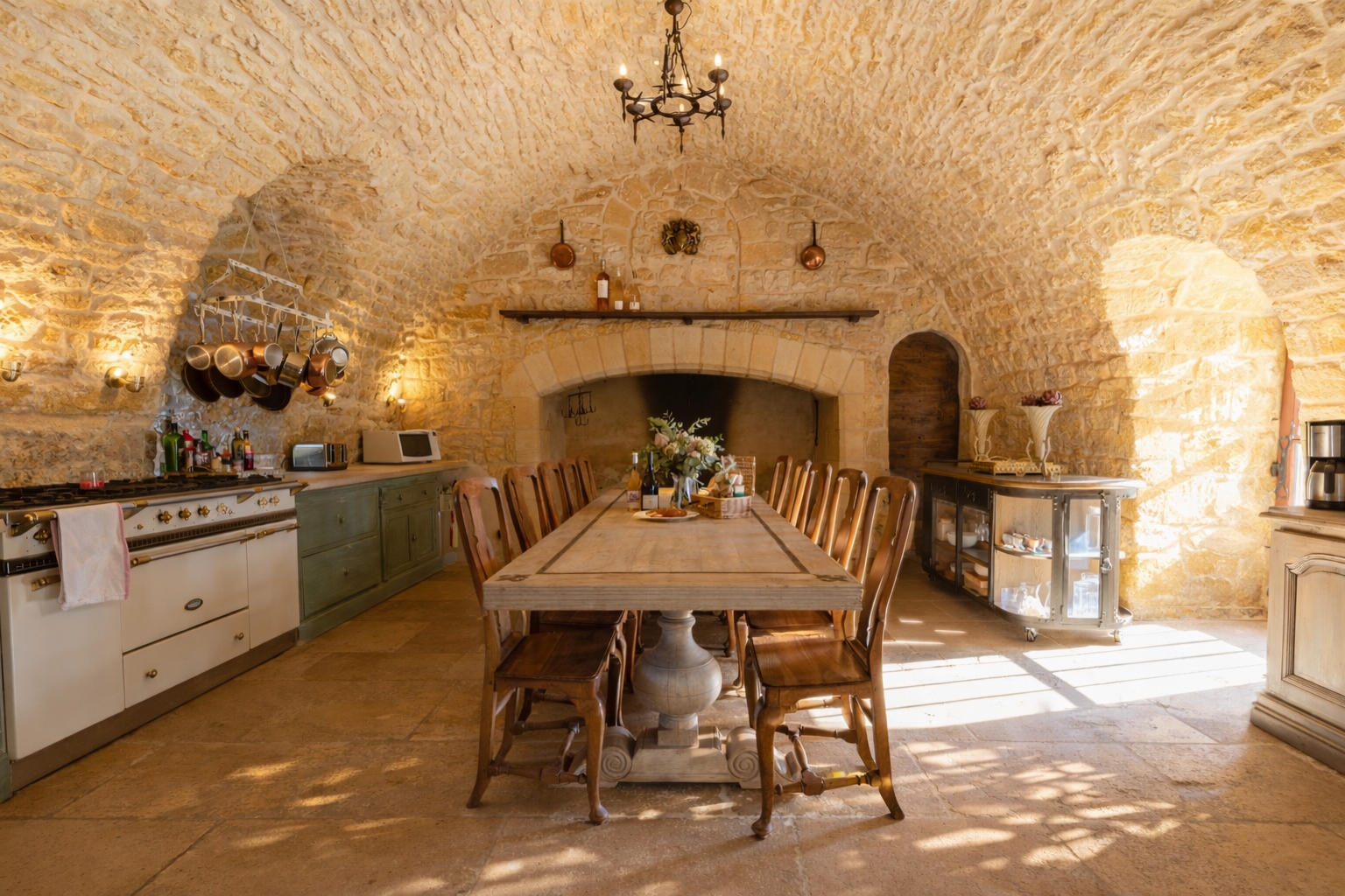Propriété en France à vendre à Carlux, Dordogne - €4 500 000 - photo 