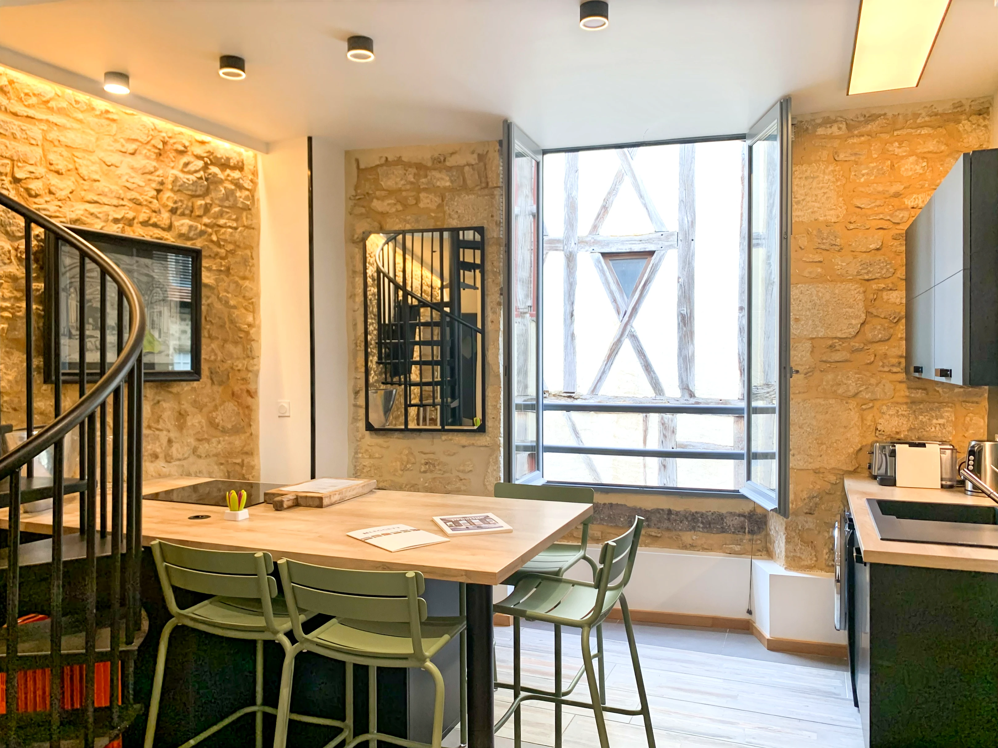 Propriété en France à vendre à Sarlat-la-Canéda, Dordogne - €695 000 - photo 