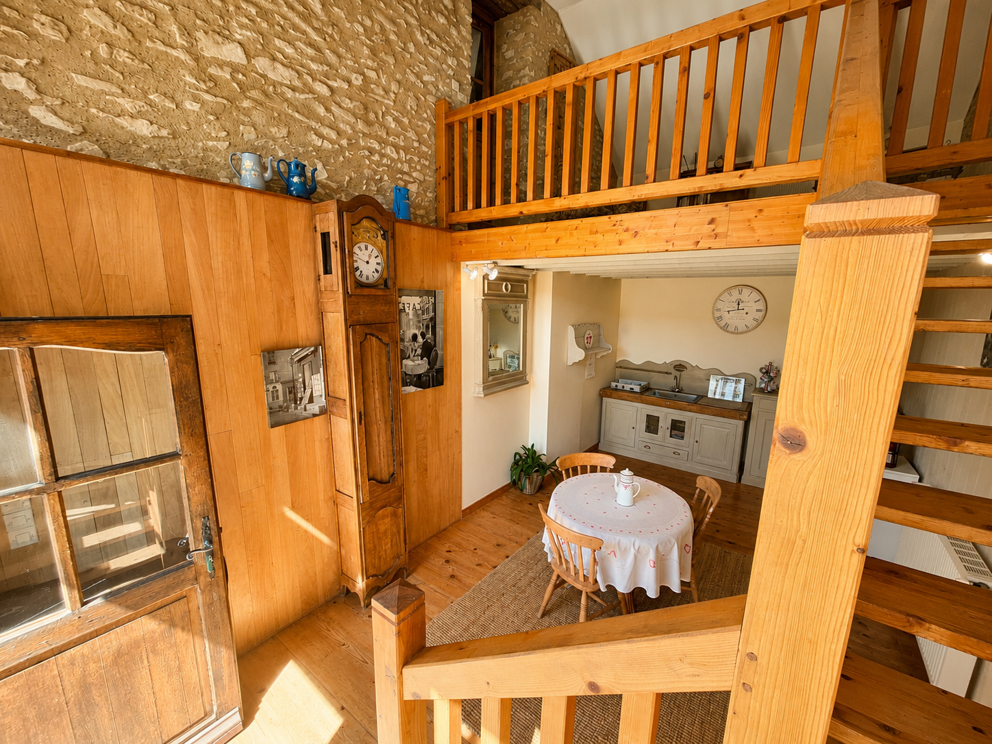 Propriété en France à vendre à Luzé, Indre-et-Loire - €800 000 - photo 