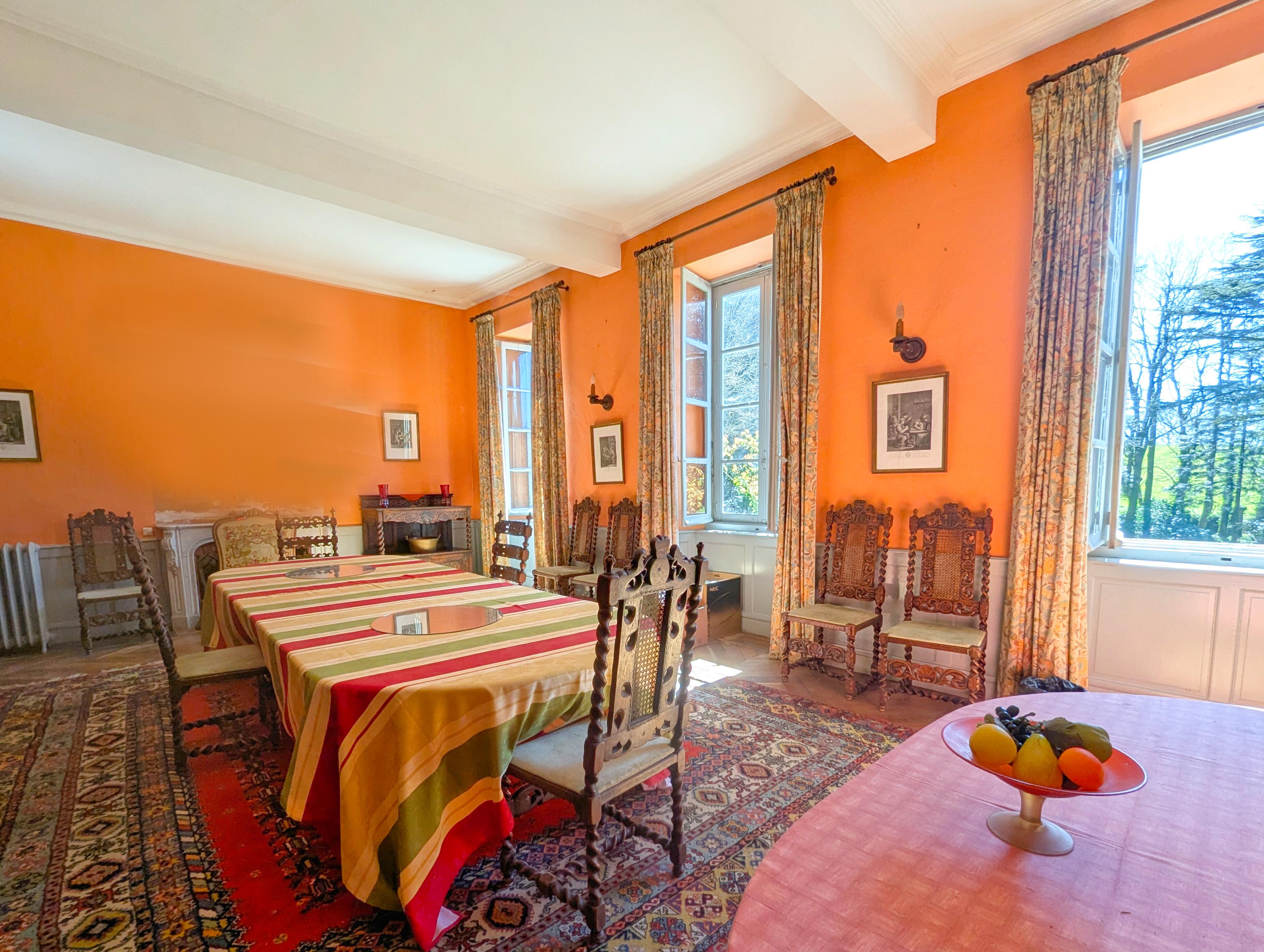 Propriété en France à vendre à Sorèze, Tarn - €850 000 - photo 