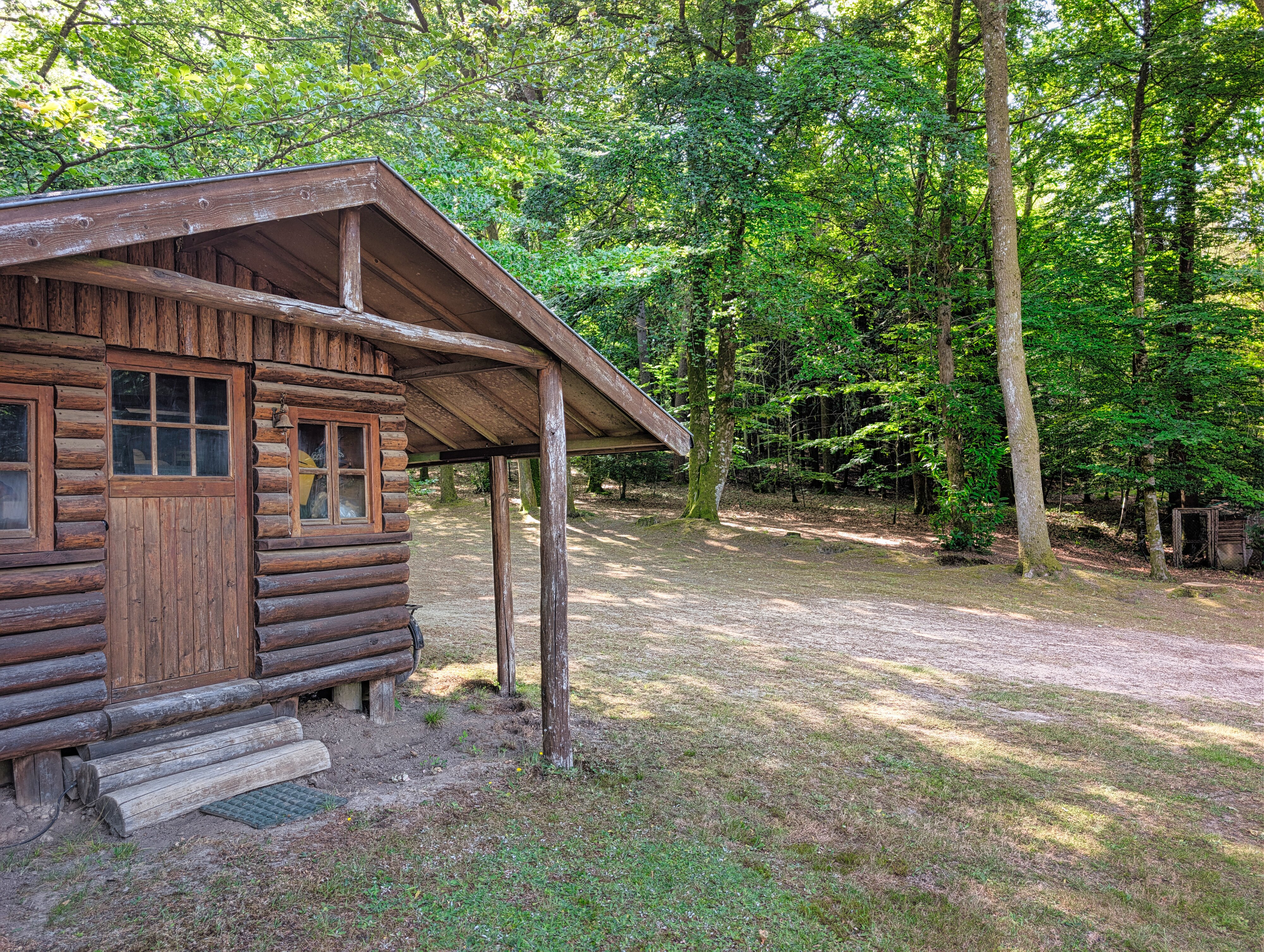 Propriété en France à vendre à Ambazac, Haute-Vienne - €530 000 - photo 