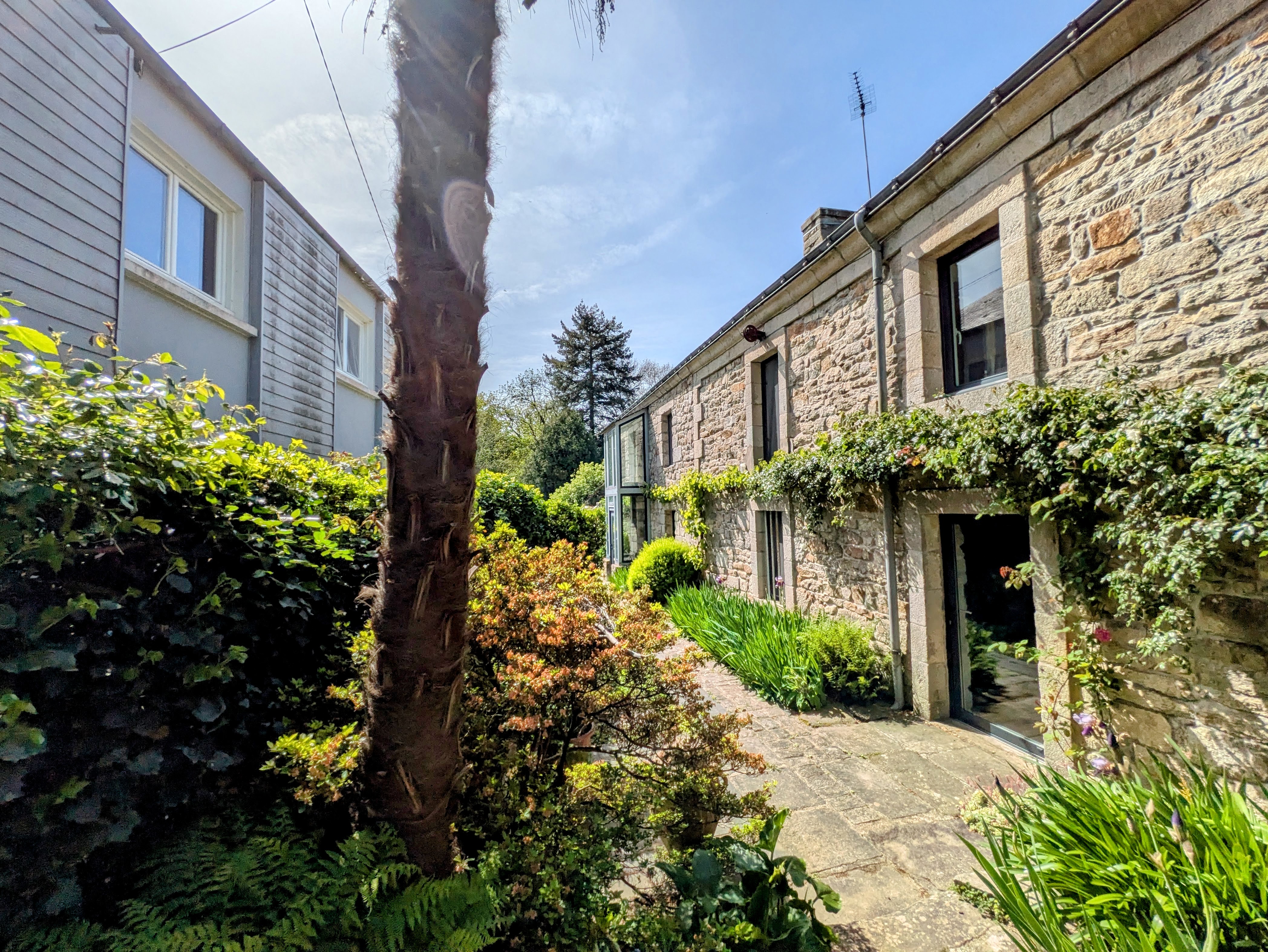 French property for sale in Quimper, Finistère - €670,000 - photo 