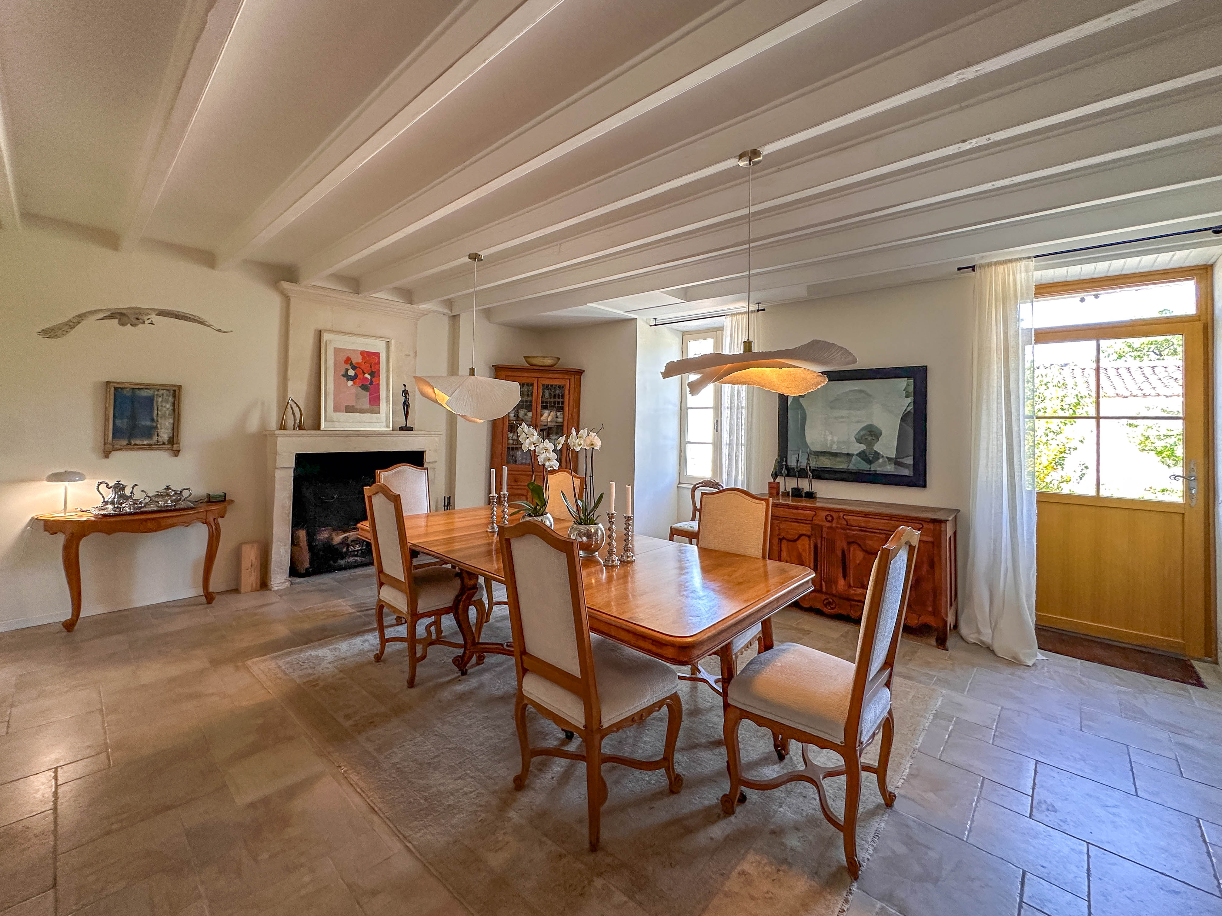 Propriété en France à vendre à Sonnac, Charente-Maritime - €599 000 - photo 