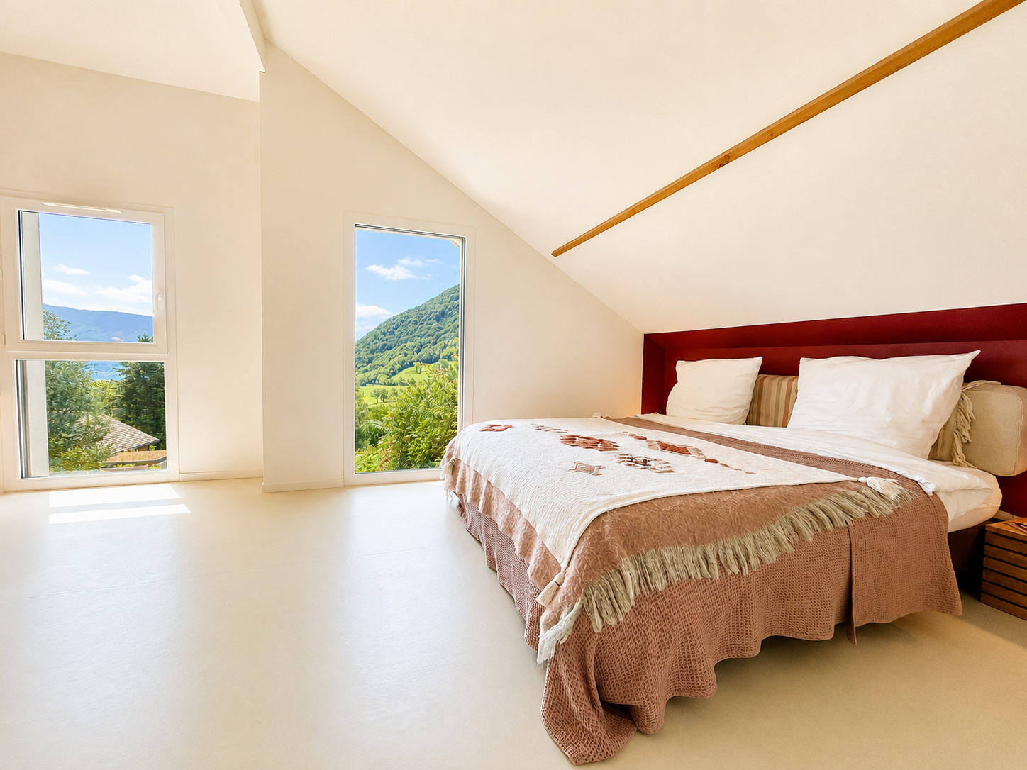 French property for sale in Bluffy, Haute-Savoie - €1,295,000 - photo 