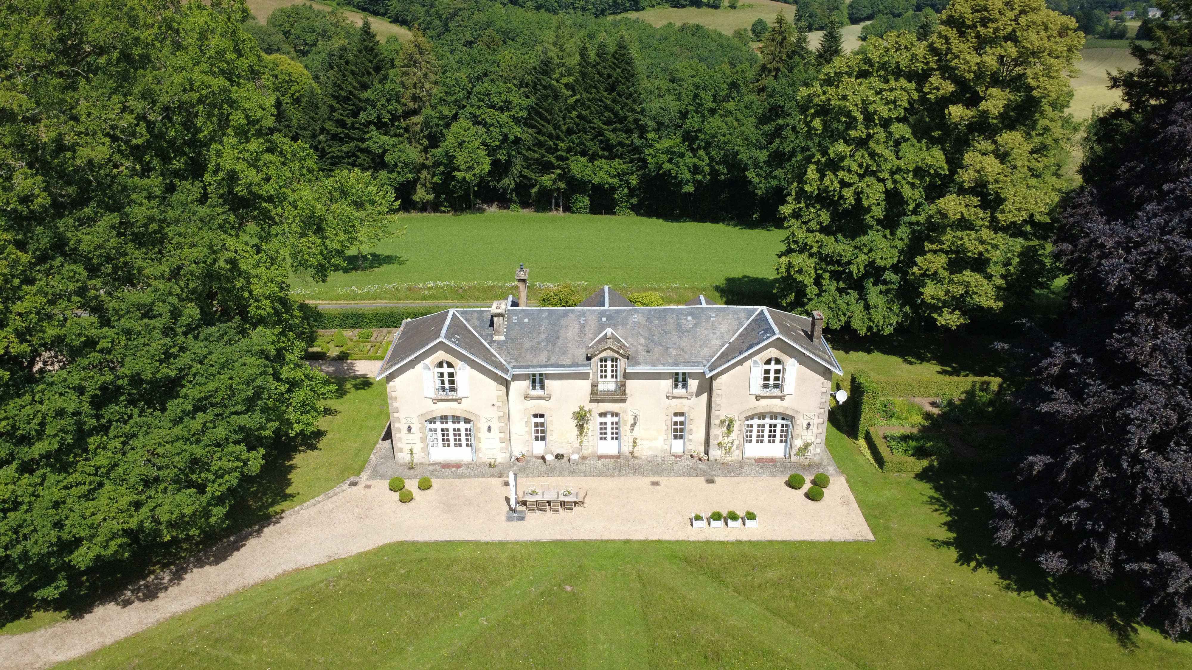 French property for sale in Rempnat, Haute-Vienne - €795,000 - photo 