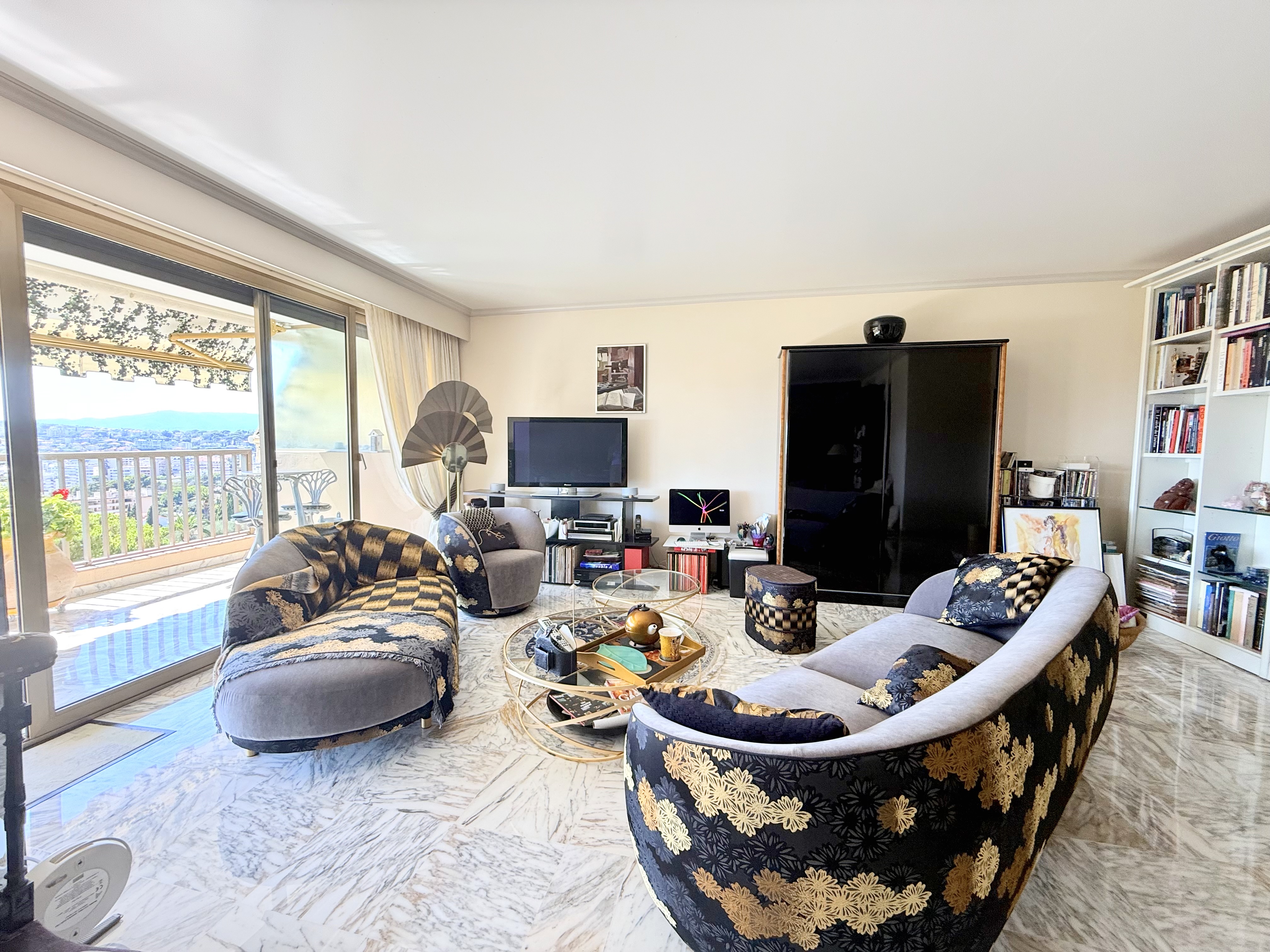Propriété en France à vendre à Cannes, Alpes-Maritimes - €1 095 000 - photo 