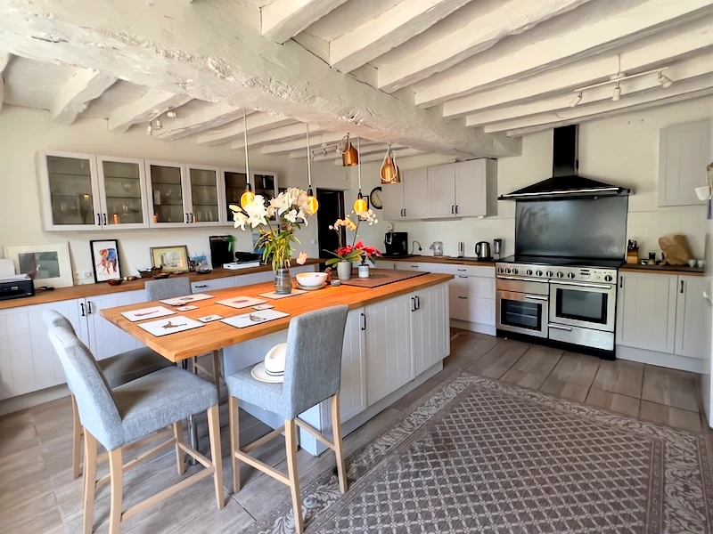 French property for sale in Varennes-sur-Loire, Maine-et-Loire - €750,000 - photo 