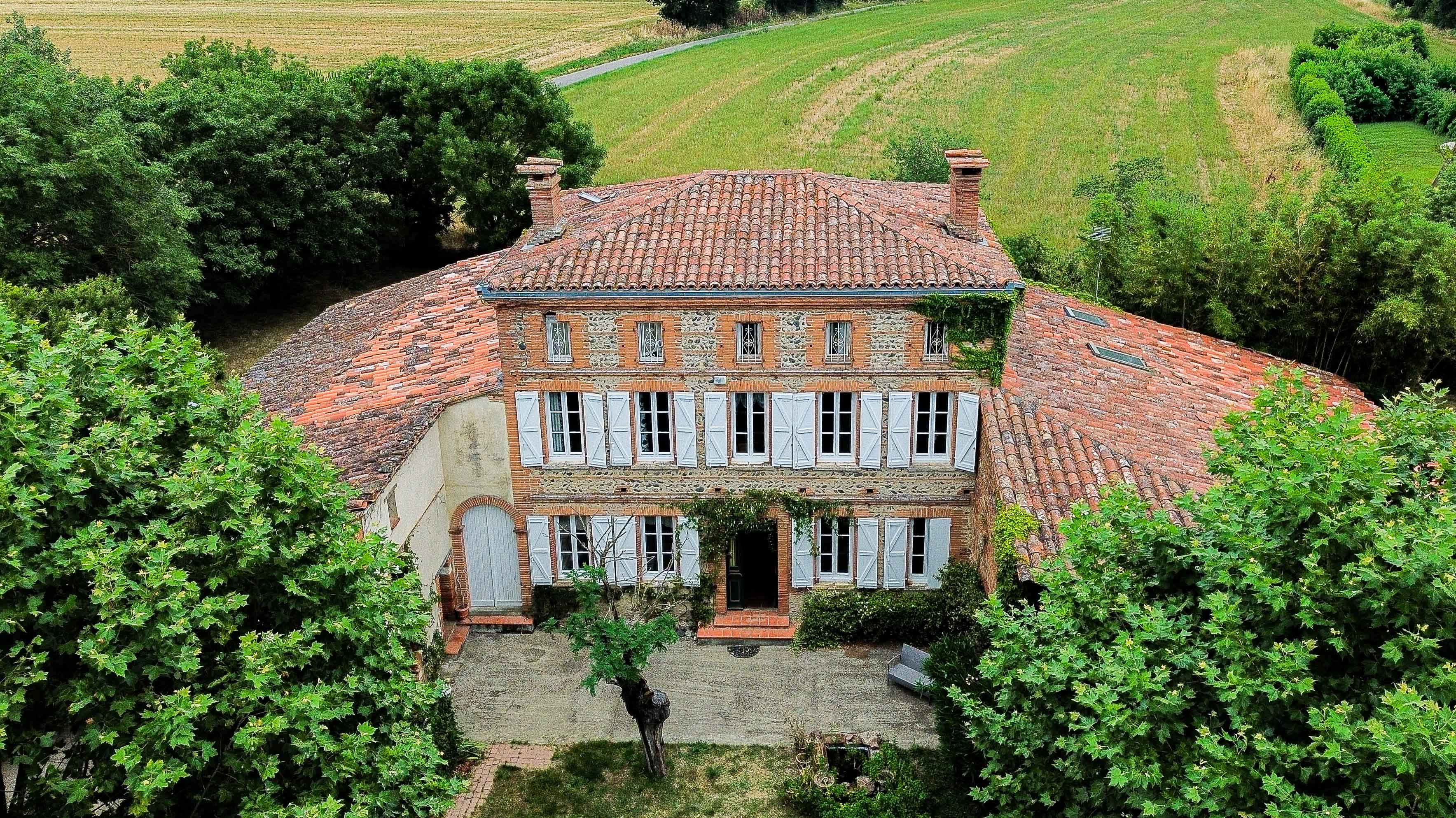Propriété en France à vendre à Lavernose-Lacasse, Haute-Garonne - €799 000 - photo 