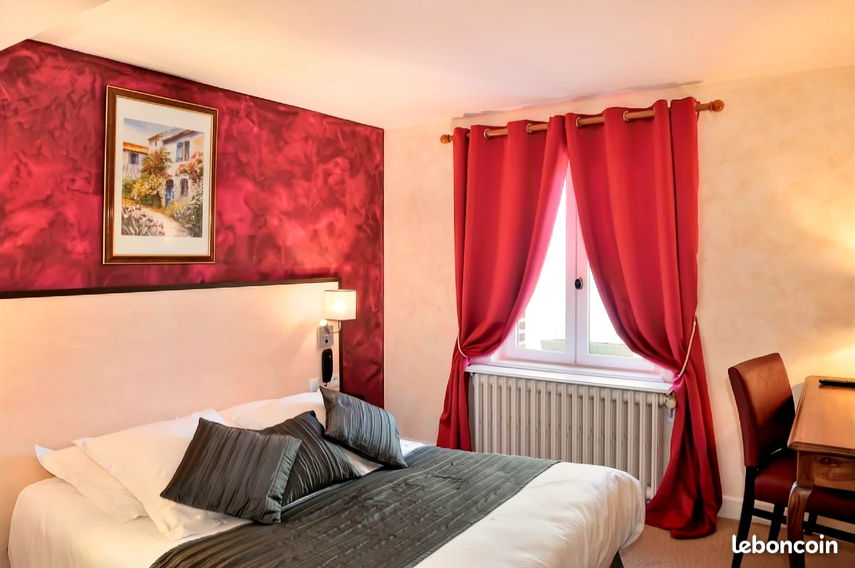French property for sale in Blois, Loir-et-Cher - €639,053 - photo 