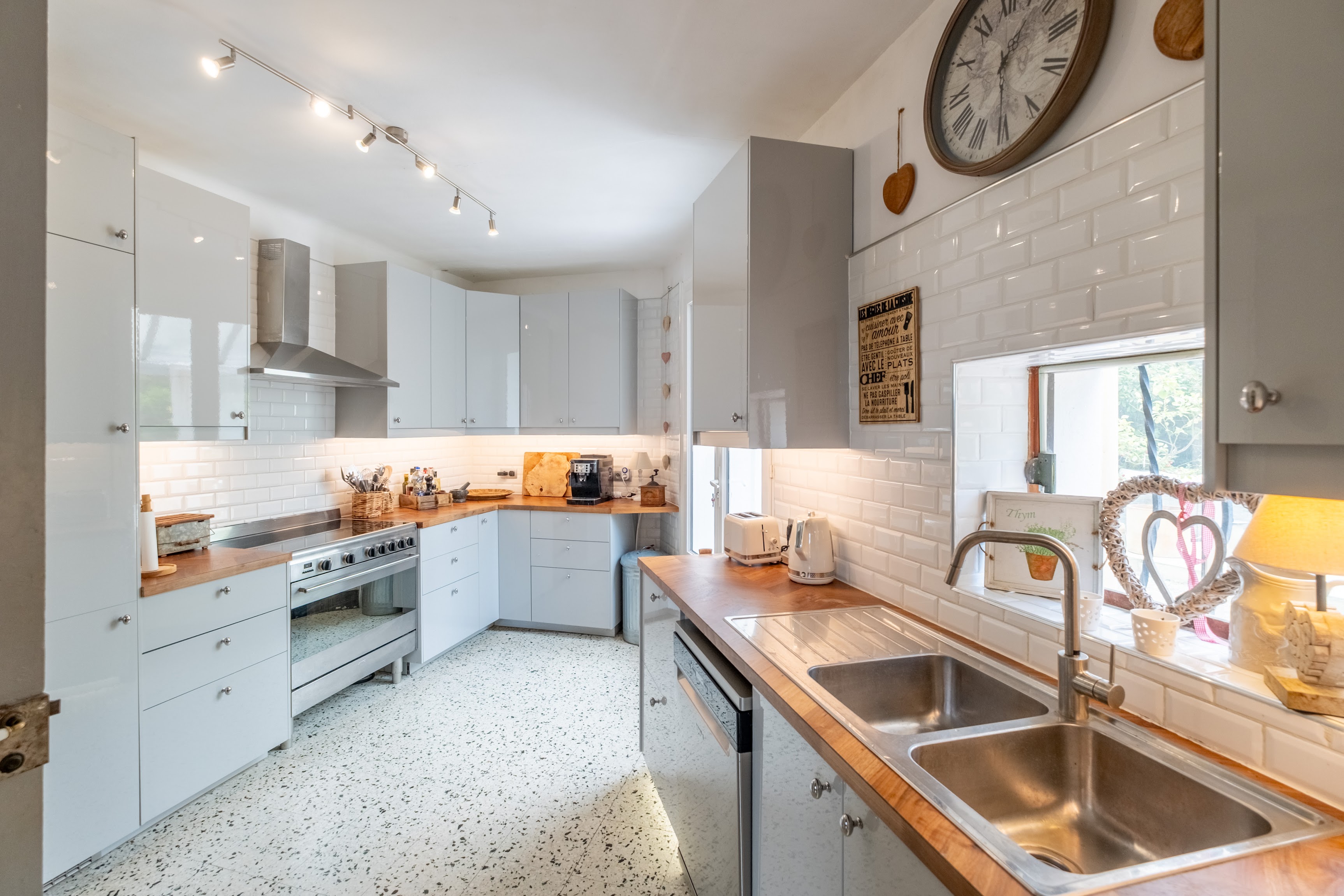 French property for sale in Bize-Minervois, Aude - €499,000 - photo 