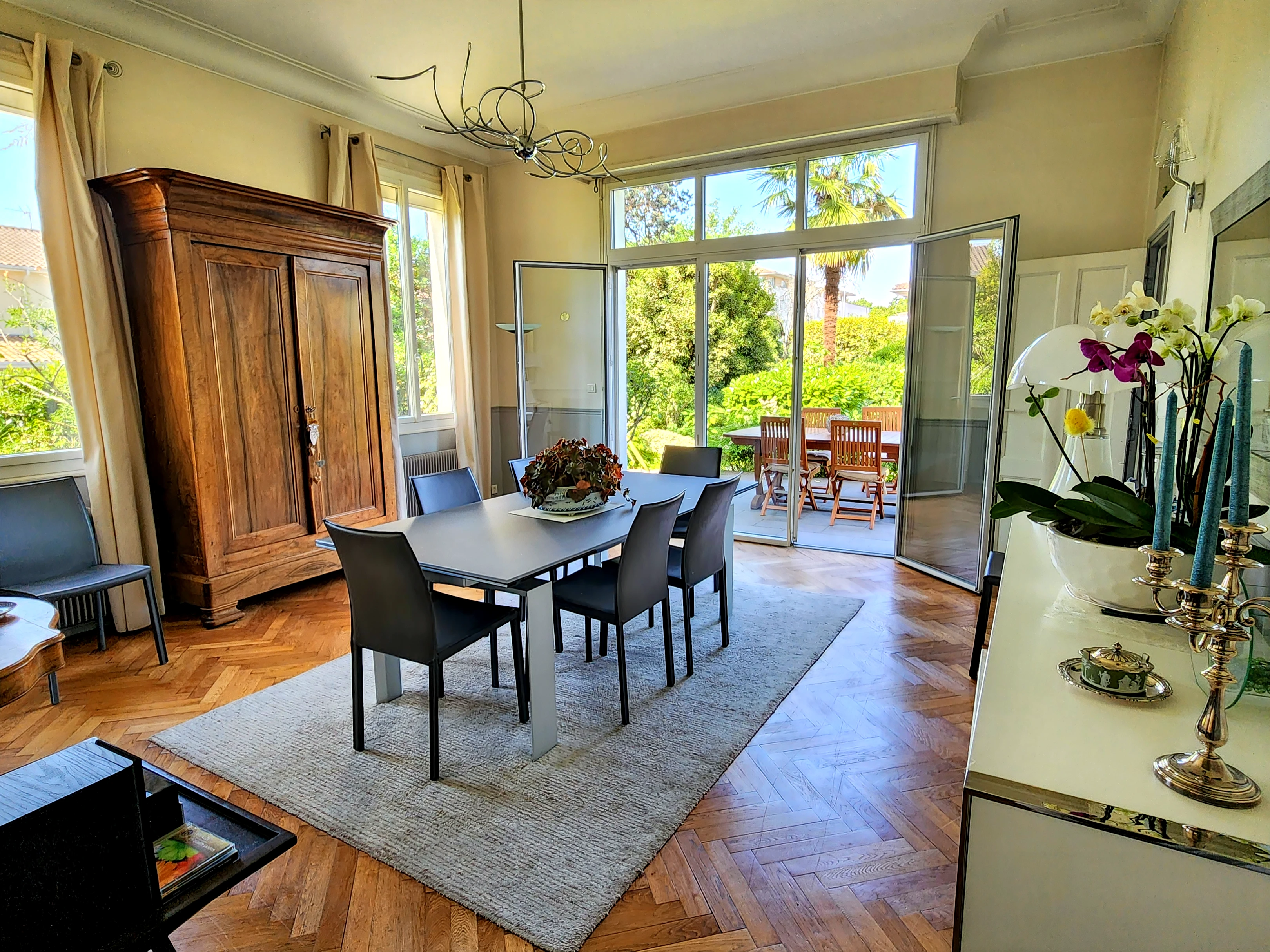 French property for sale in Talence, Gironde - €1,495,560 - photo 