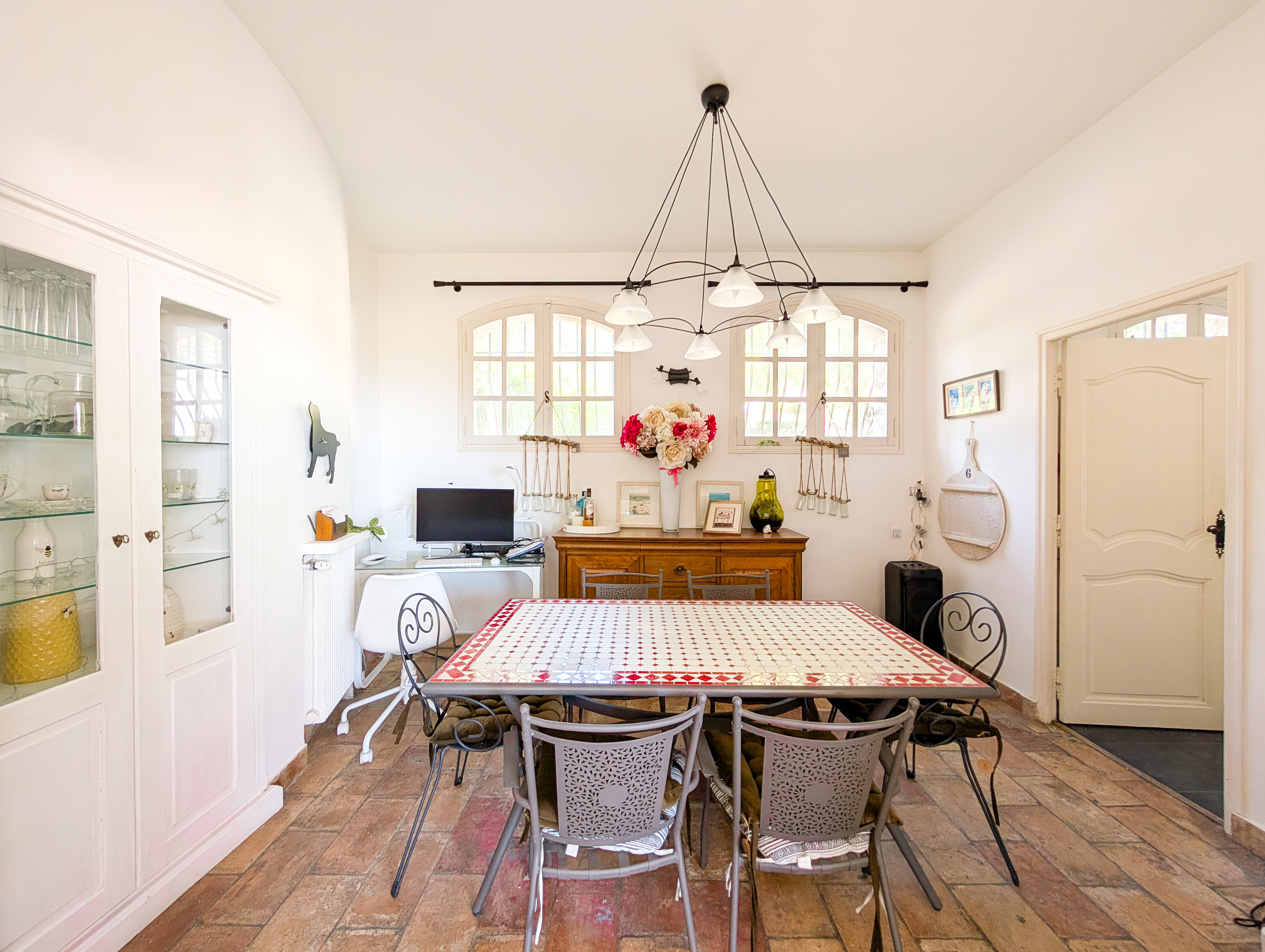 French property for sale in Carros, Alpes-Maritimes - €895,000 - photo 
