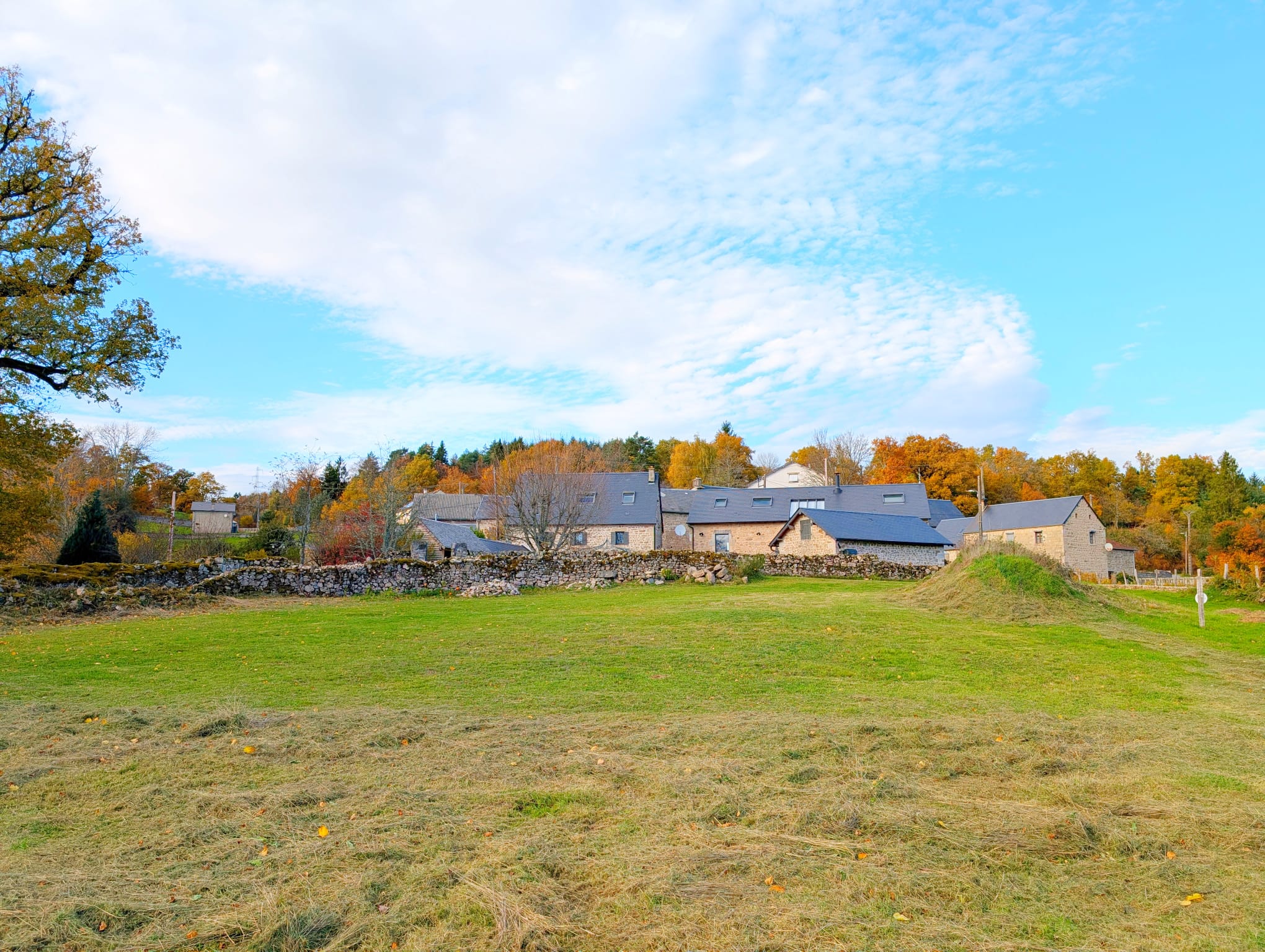 Propriété en France à vendre à Gioux, Creuse - €424 000 - photo 