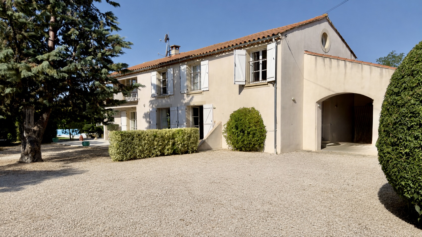 Propriété en France à vendre à Saint-Nazaire-d'Aude, Aude - €795 000 - photo 