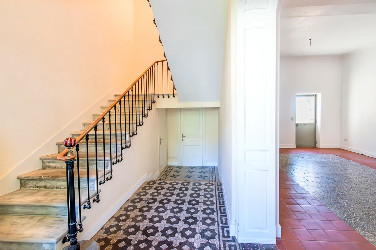 French property for sale in Puisserguier, Hérault - €950,000 - photo 