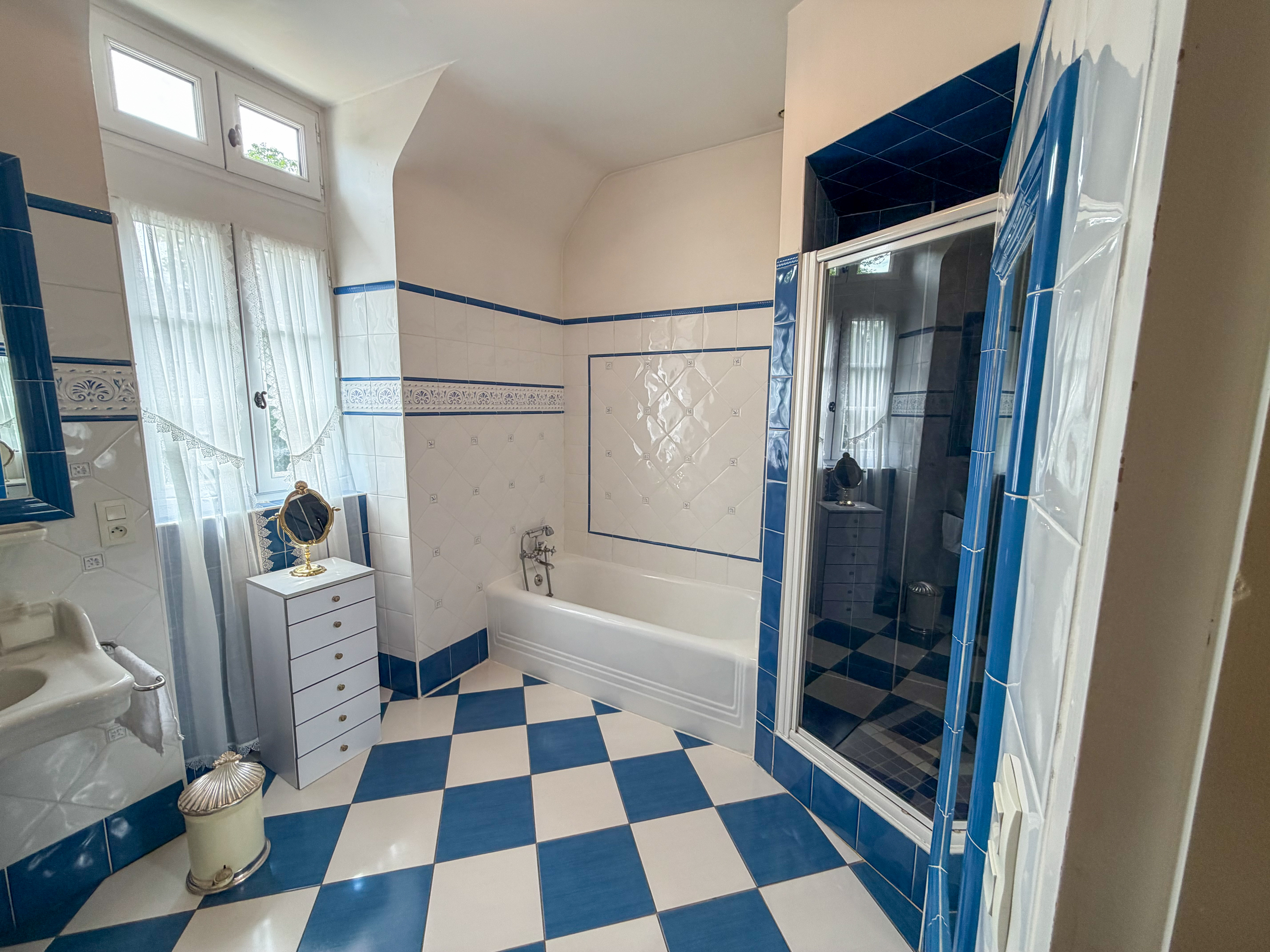 French property for sale in Salies-de-Béarn, Pyrénées-Atlantiques - €1,064,000 - photo 
