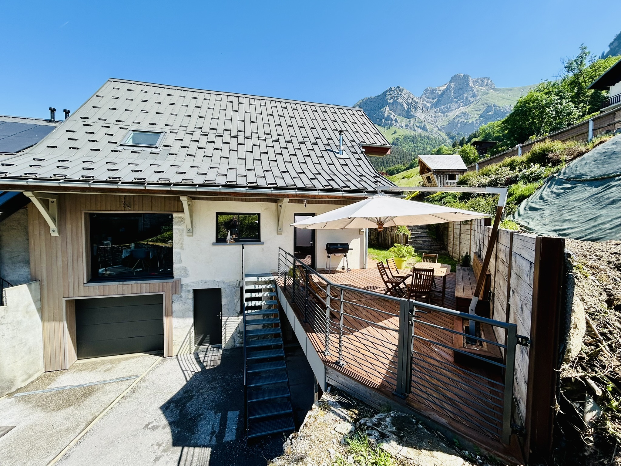 Propriété en France à vendre à Talloires-Montmin, Haute-Savoie - €619 000 - photo 