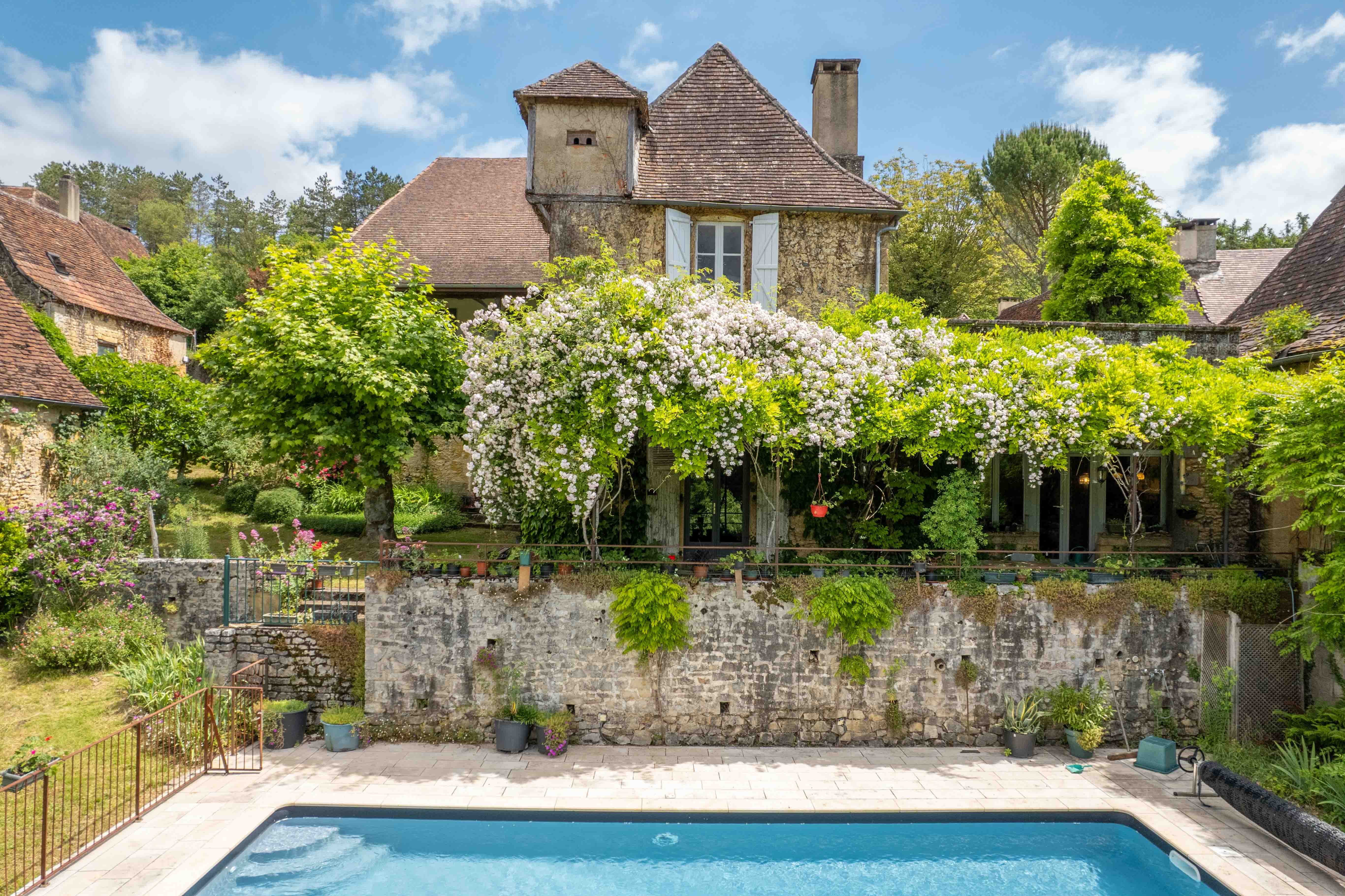 French property for sale in Plazac, Dordogne - €499,900 - photo 