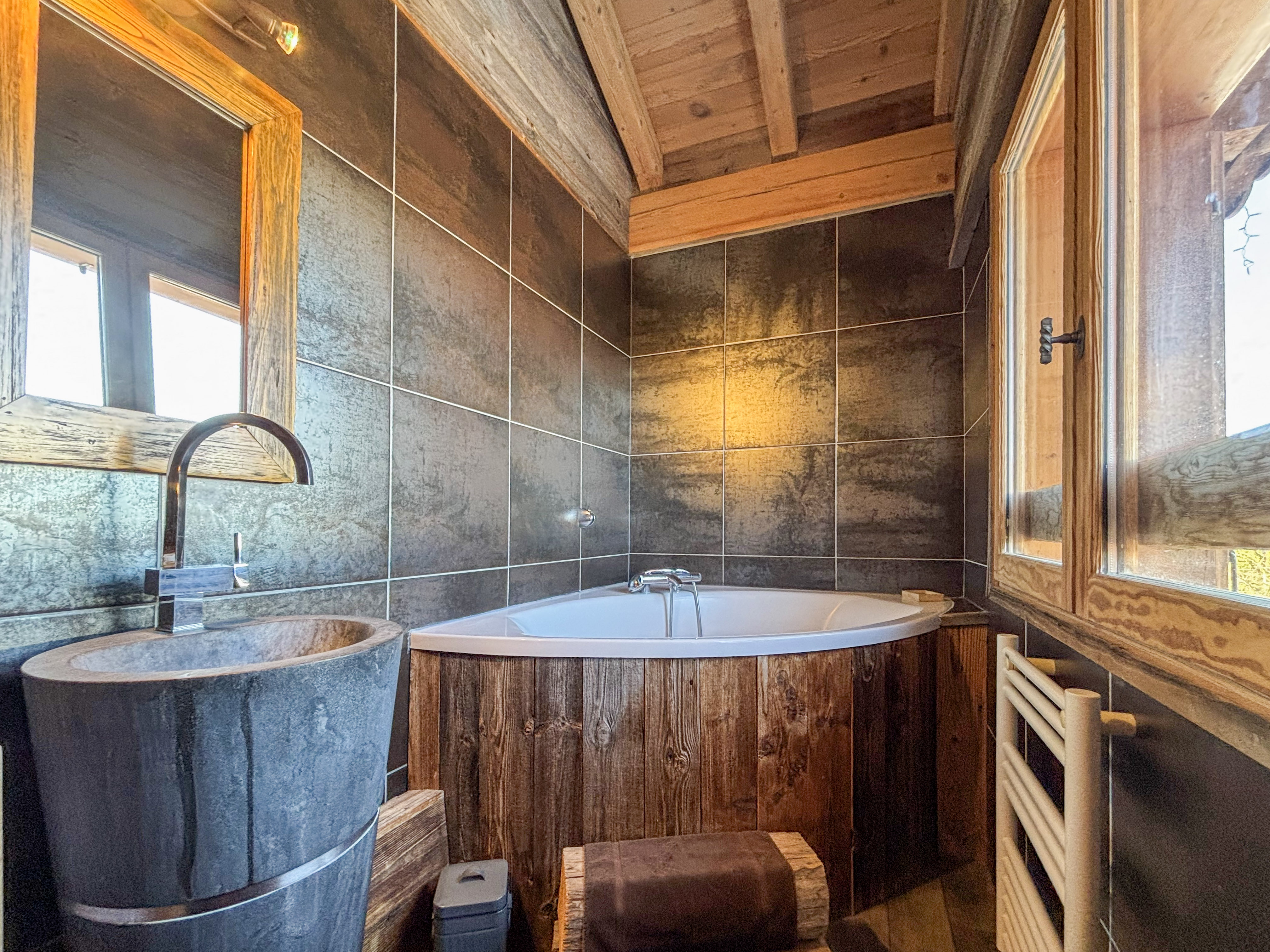 Propriété en France à vendre à LA PLAGNE, Savoie - €2 950 000 - photo 