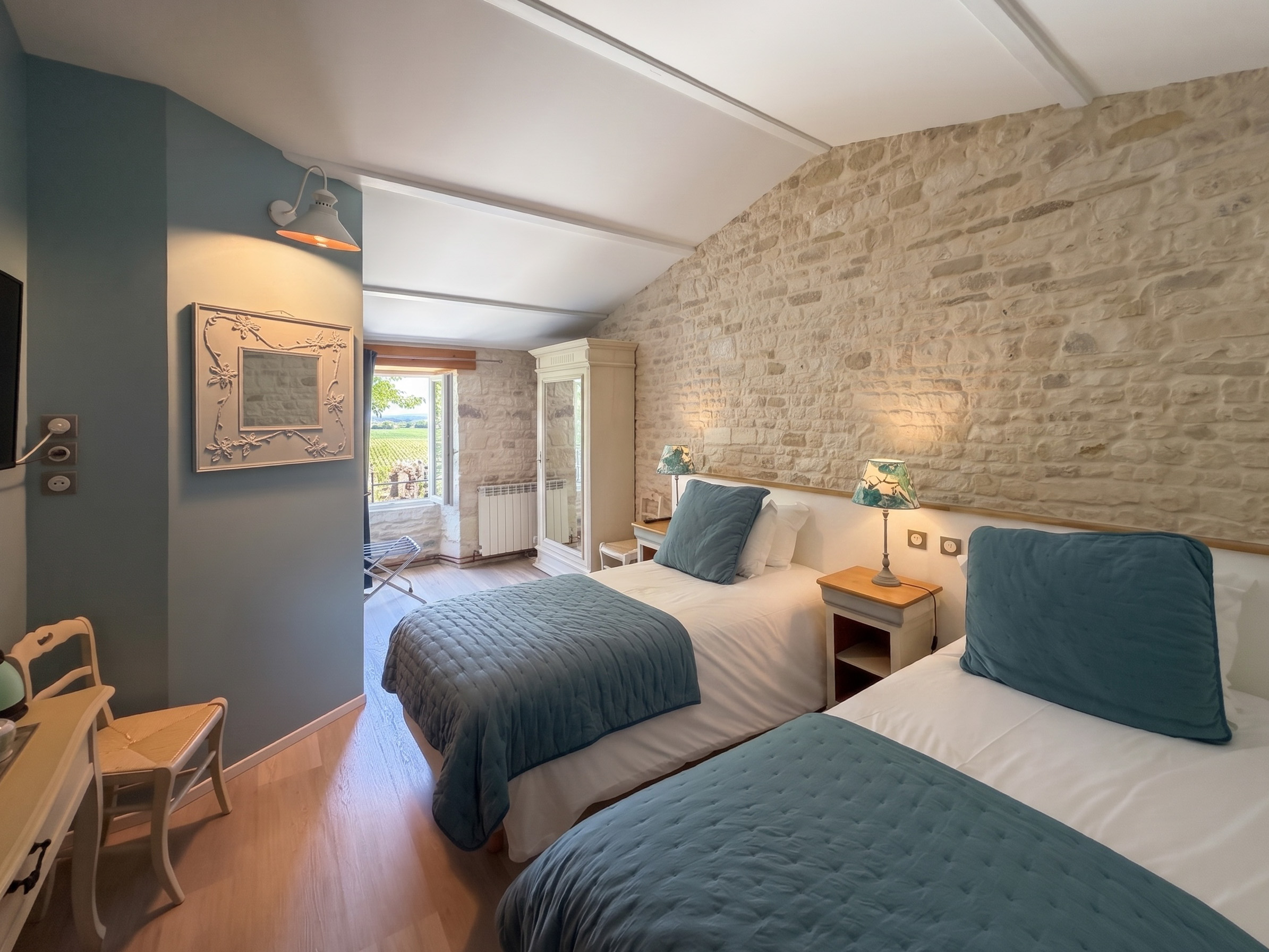 French property for sale in Montroy, Charente-Maritime - €1,323,000 - photo 