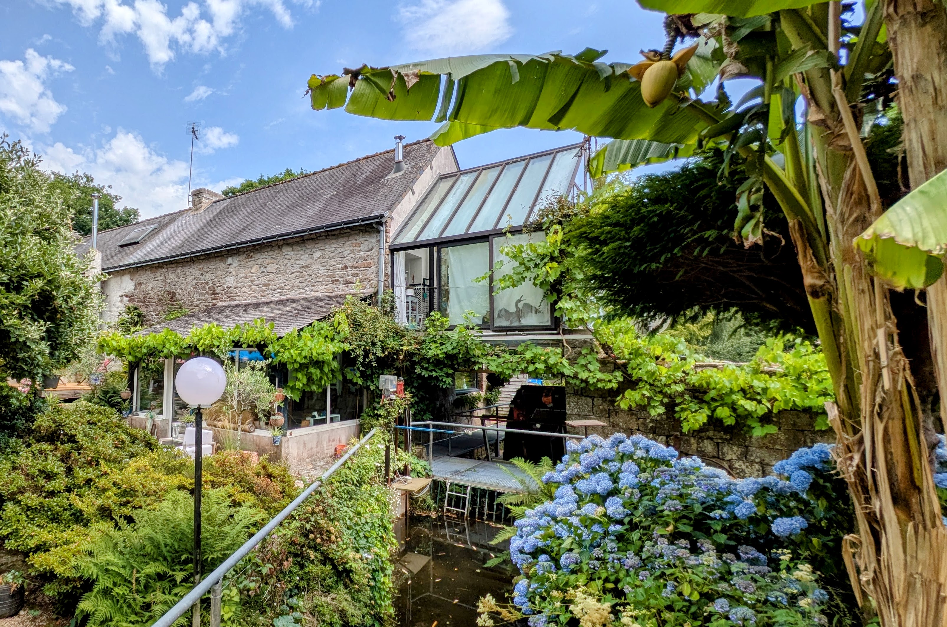 French property for sale in Quimper, Finistère - €670,000 - photo 