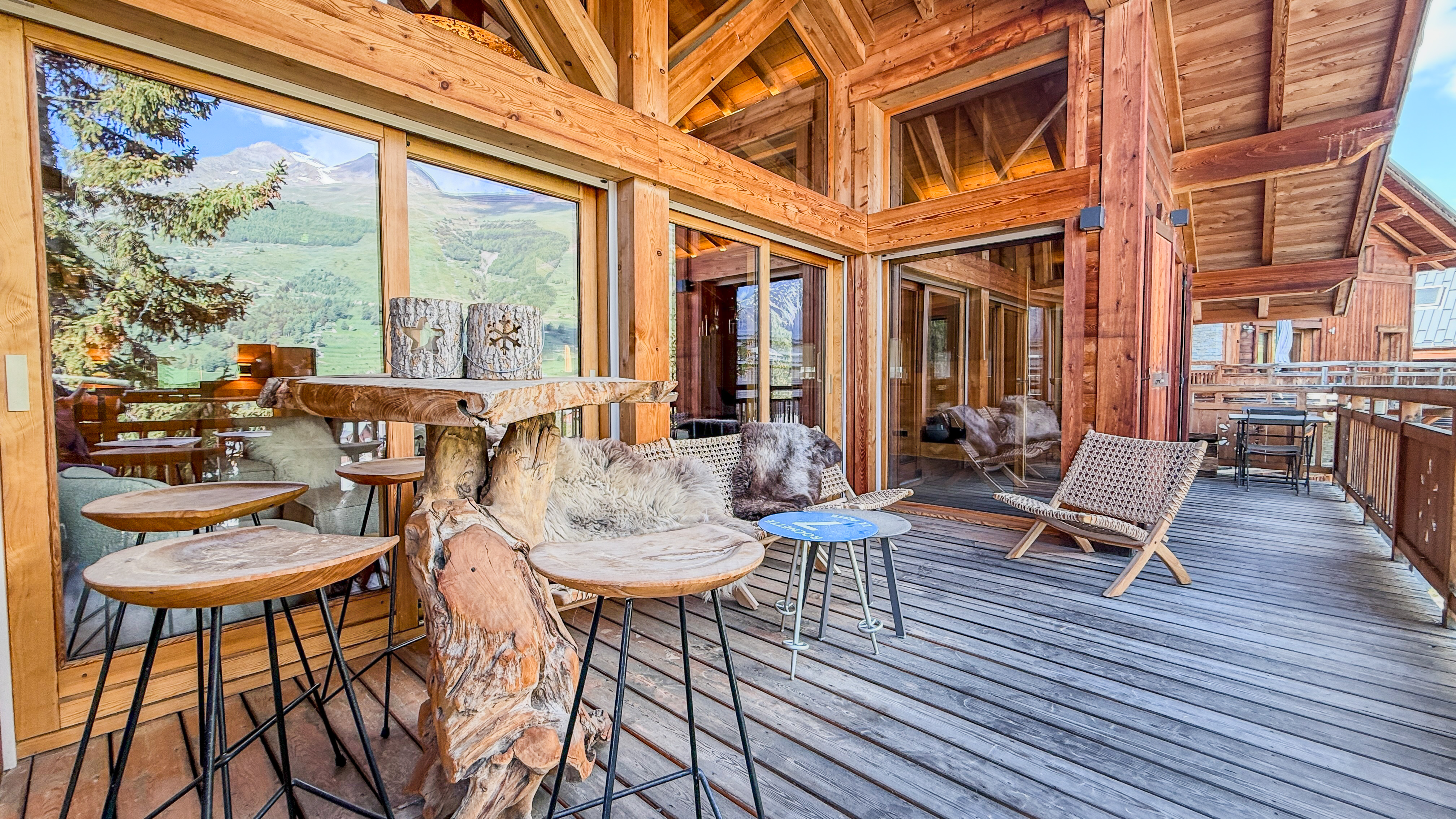 French property for sale in Les Deux Alpes, Isère - €2,800,000 - photo 