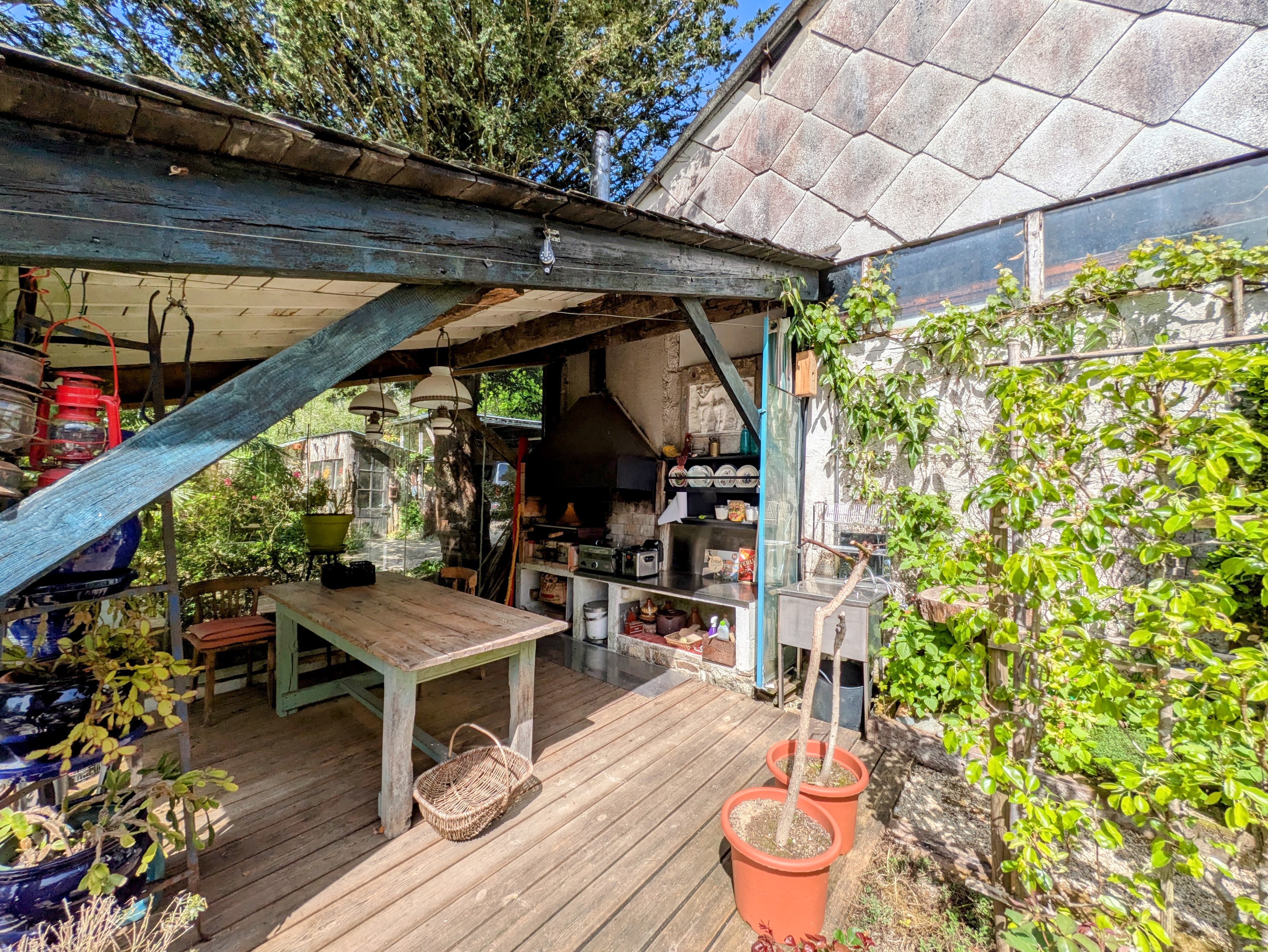 French property for sale in Quimper, Finistère - €670,000 - photo 