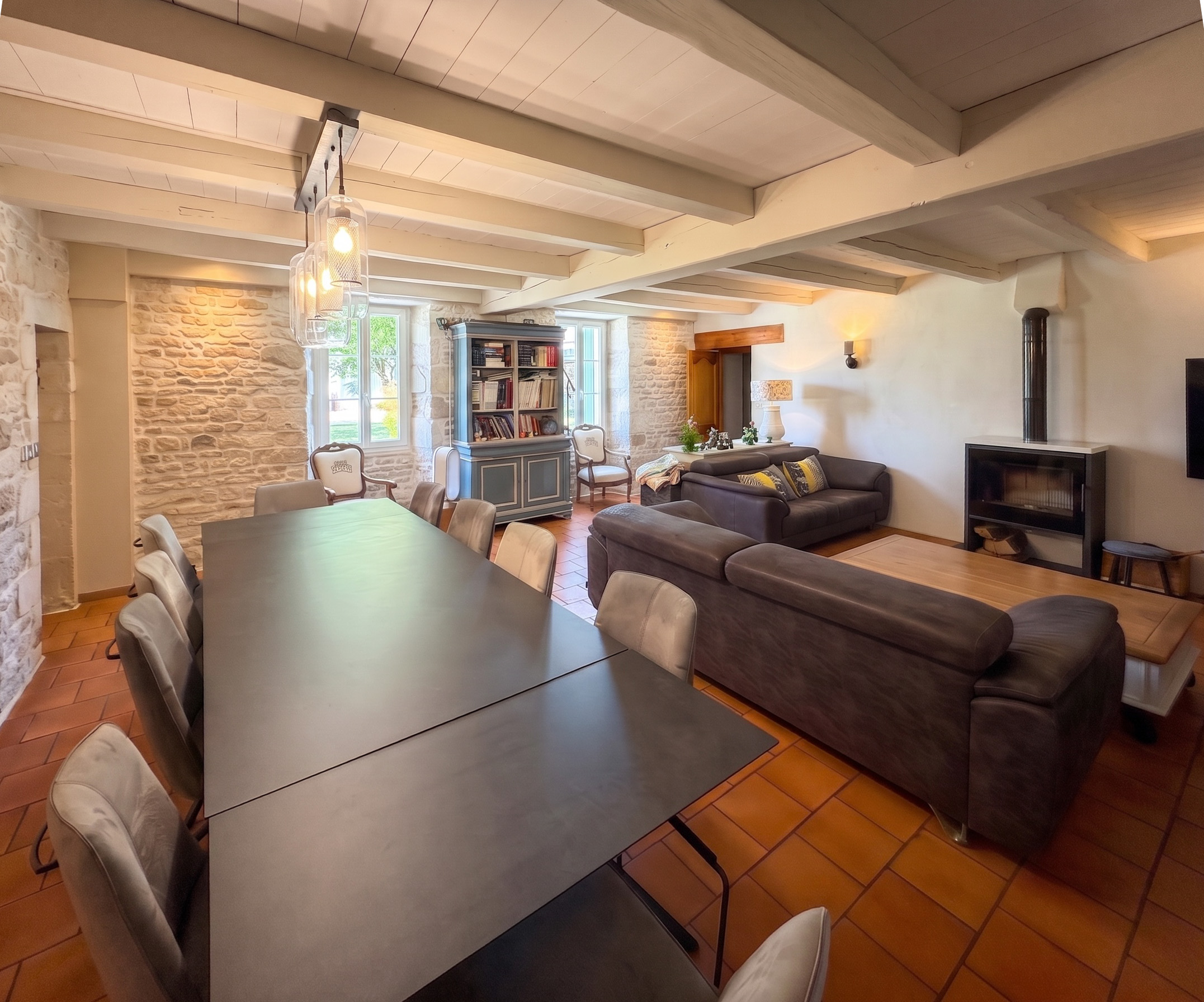 French property for sale in Montroy, Charente-Maritime - €1,323,000 - photo 