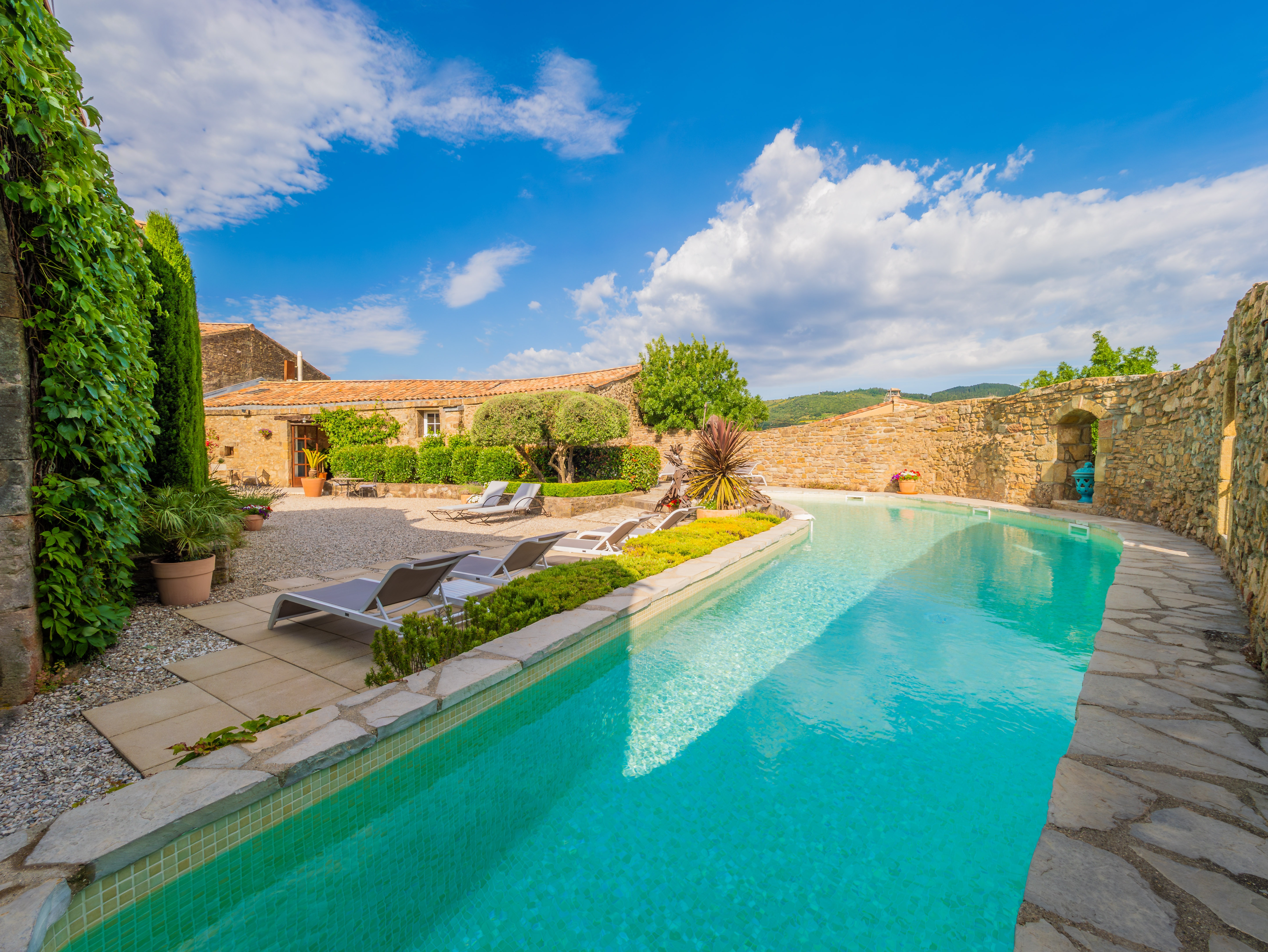 French property for sale in Lodève, Hérault - €1,175,000 - photo 