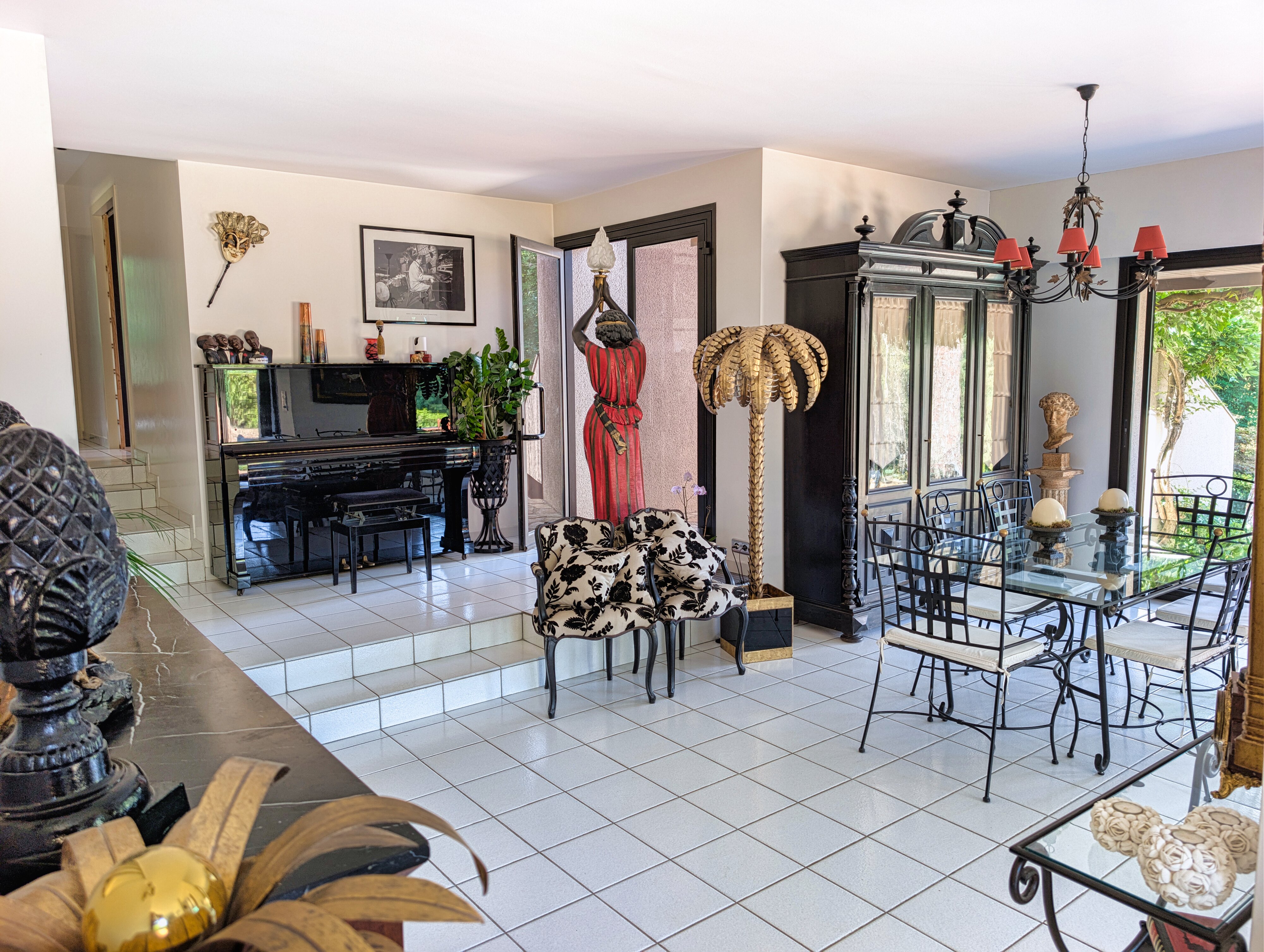 Propriété en France à vendre à Ambazac, Haute-Vienne - €530 000 - photo 